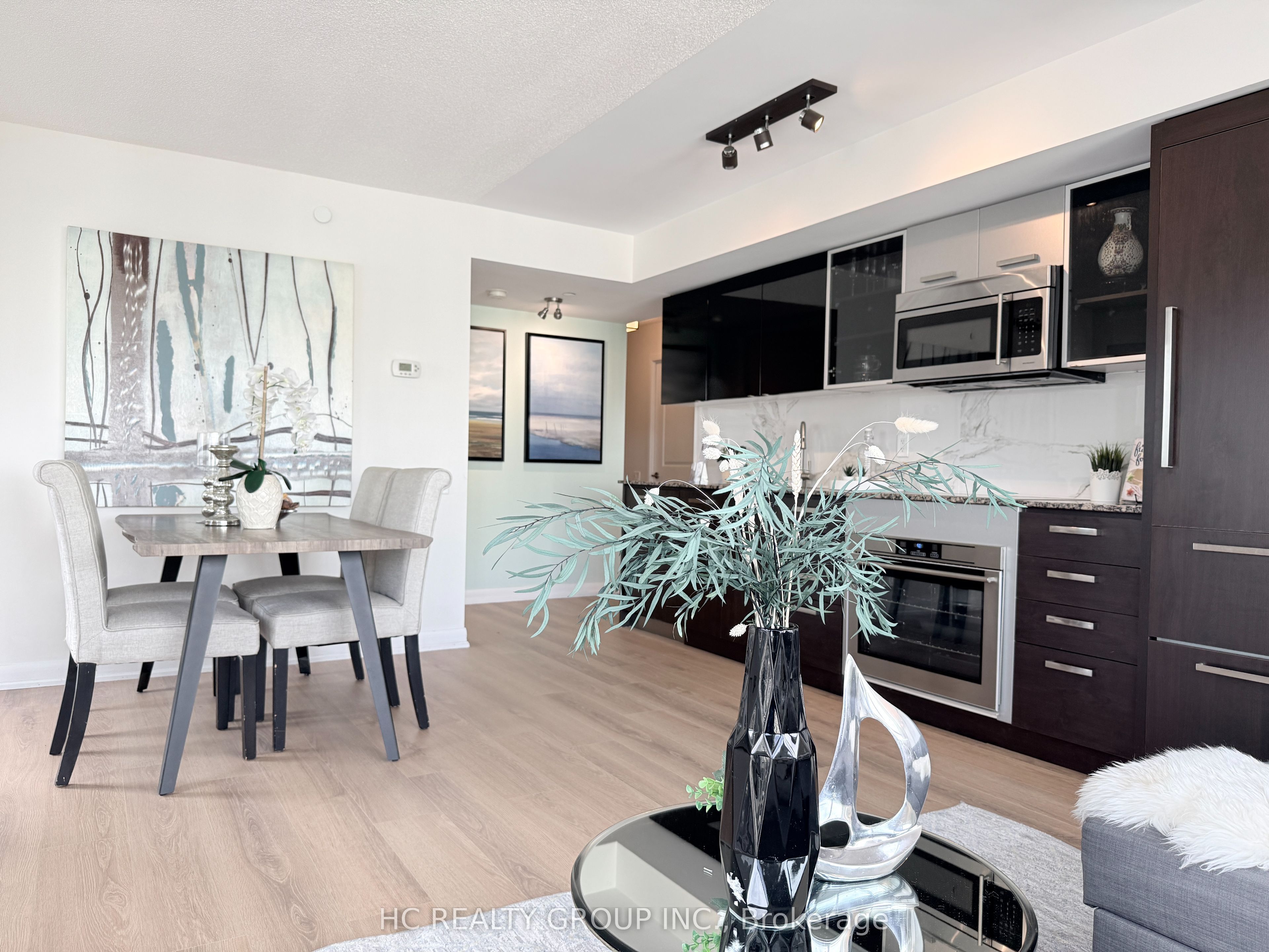 5168 Yonge Street 1712 Property Photo 8
