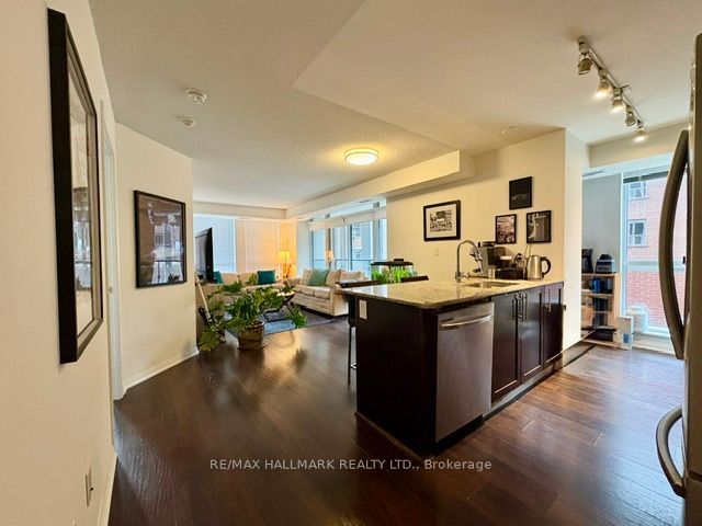 400 Adelaide Street E 206 Property Photo 10