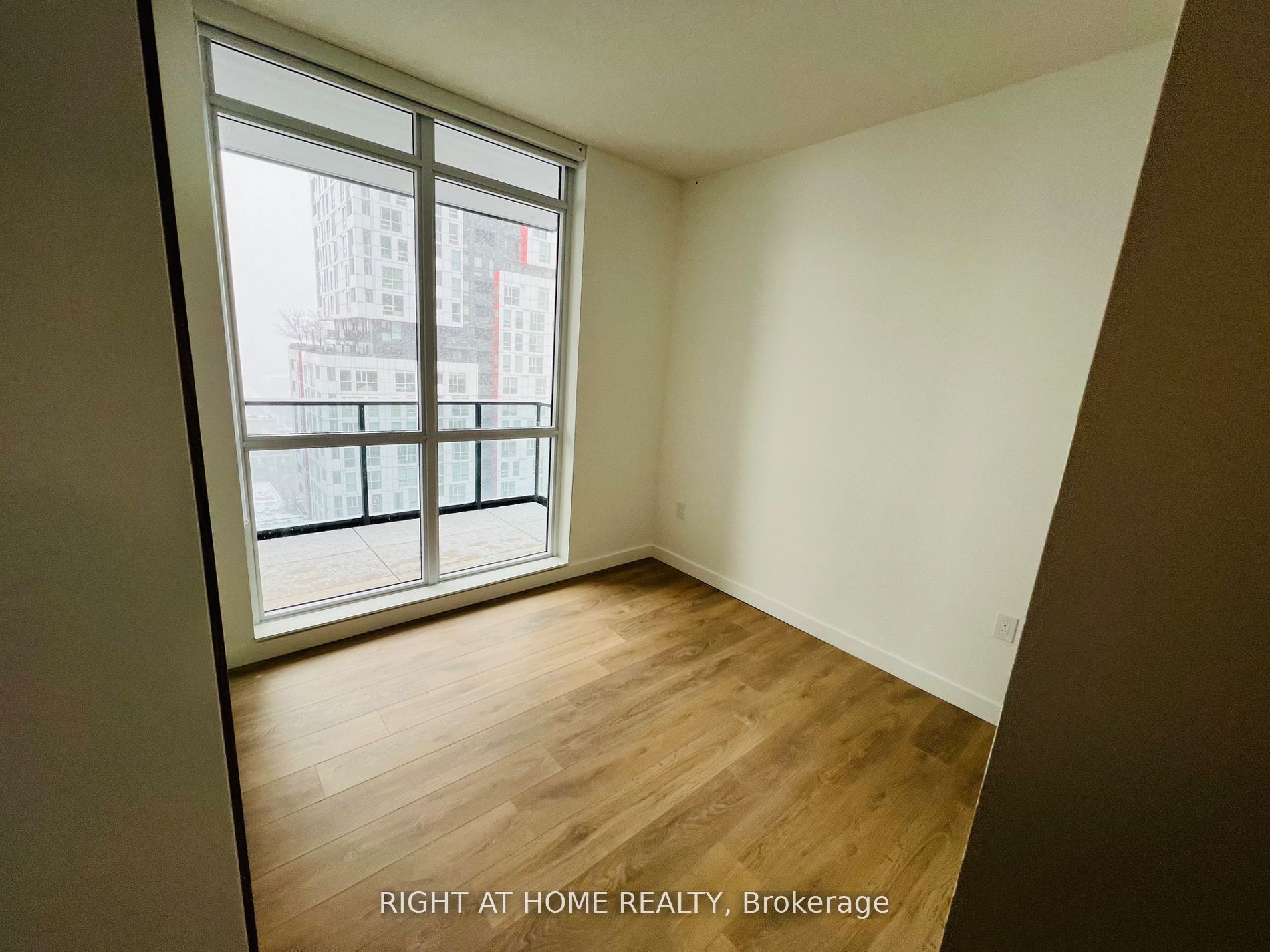 38 Widmer Street 2311 Property Photo 24