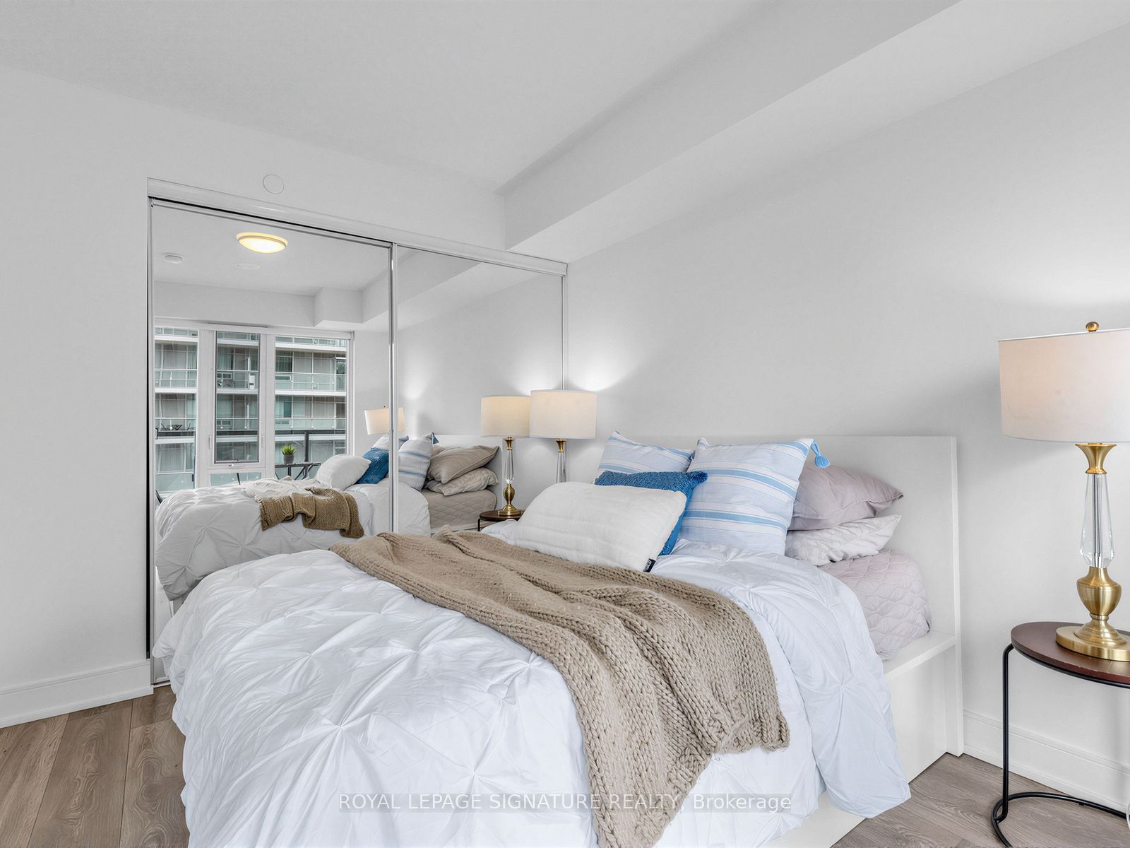 89 Mcgill Street 1204 Property Photo 20