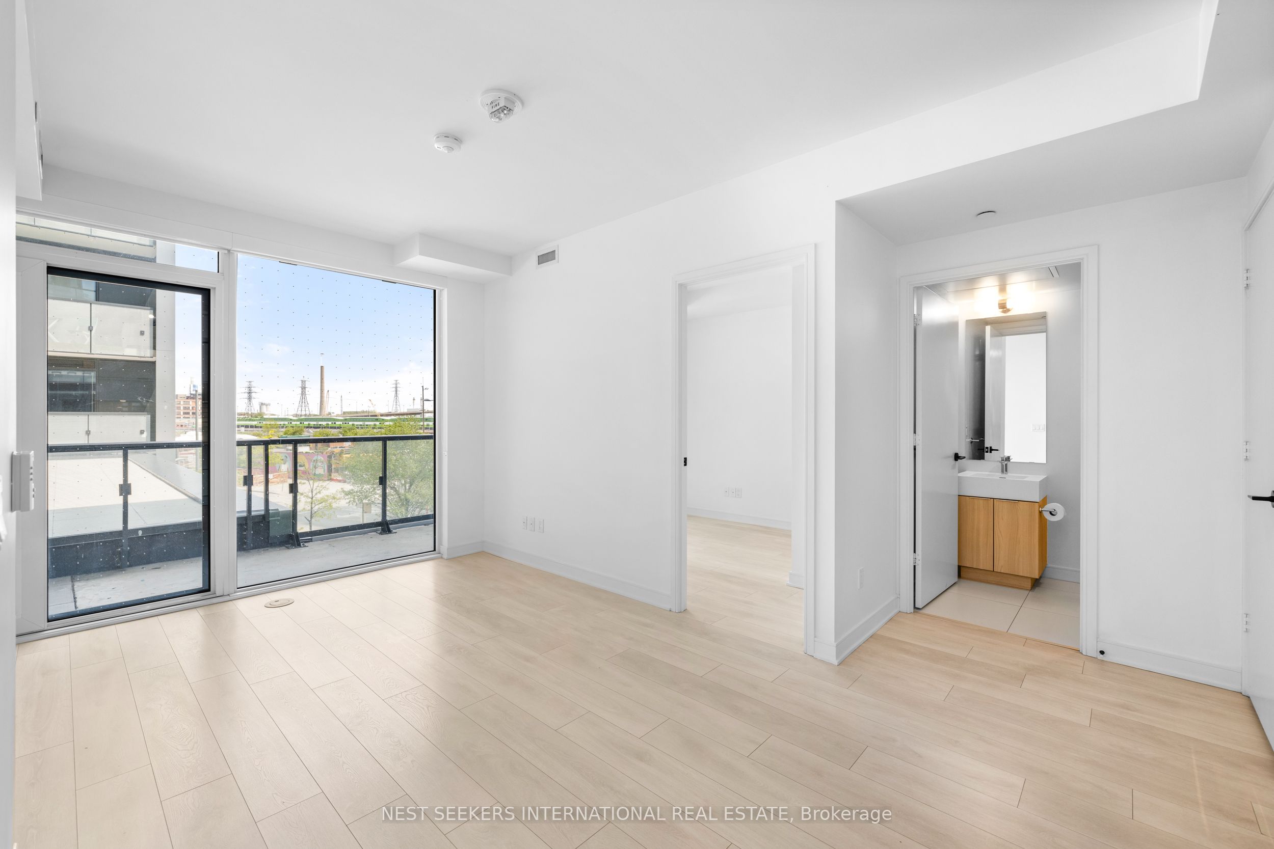 35 Rolling Mills Road S347 Property Photo 4