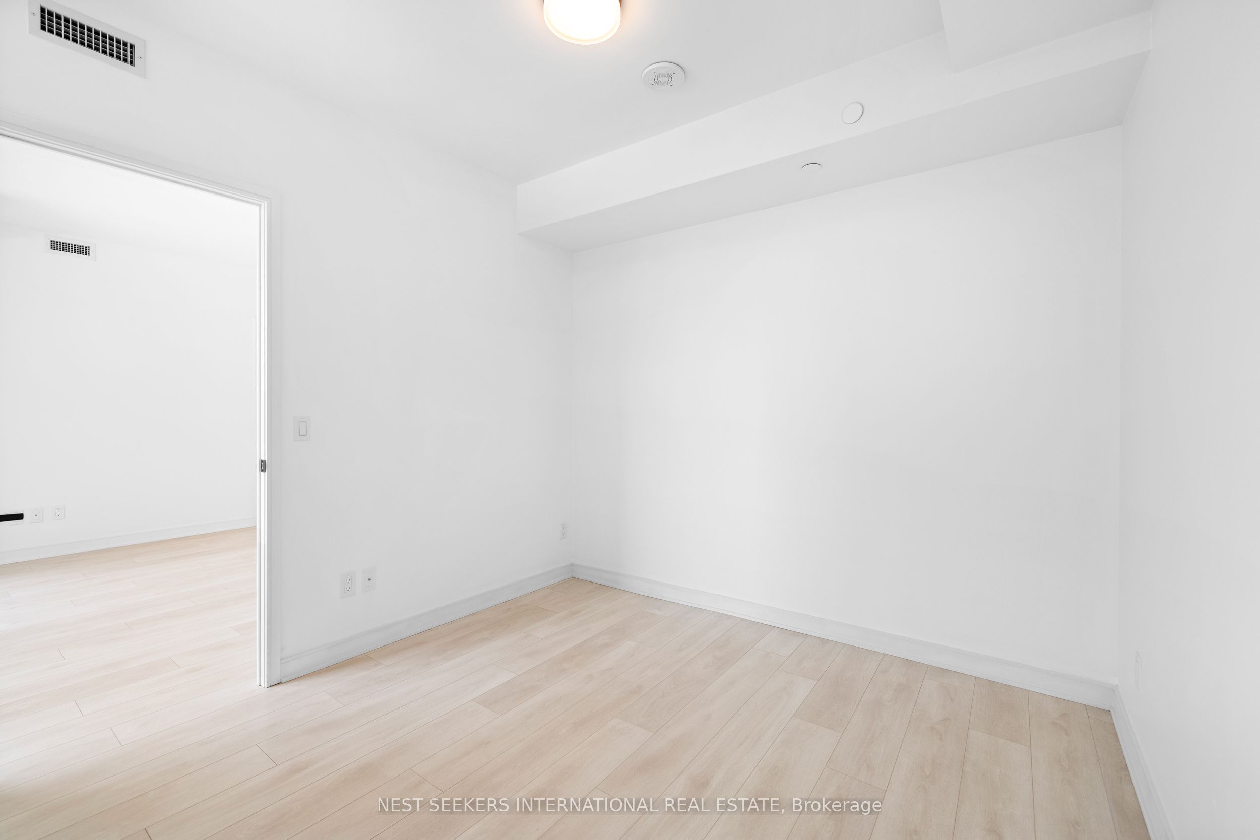 35 Rolling Mills Road S347 Property Photo 16