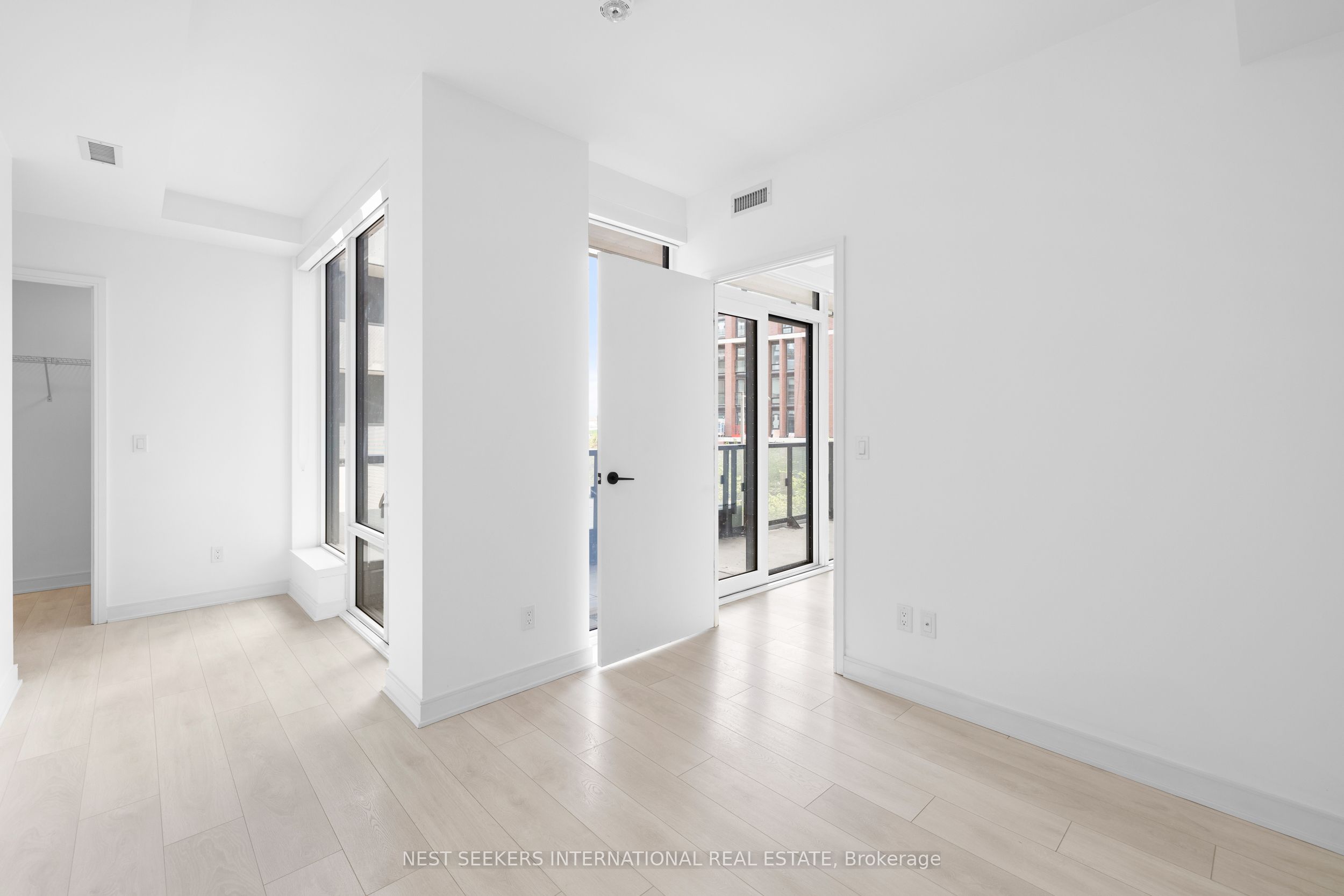 35 Rolling Mills Road S347 Property Photo 18