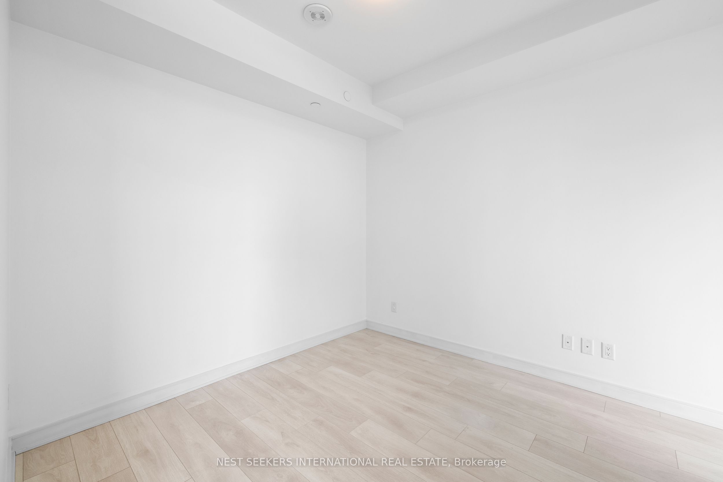 35 Rolling Mills Road S347 Property Photo 20