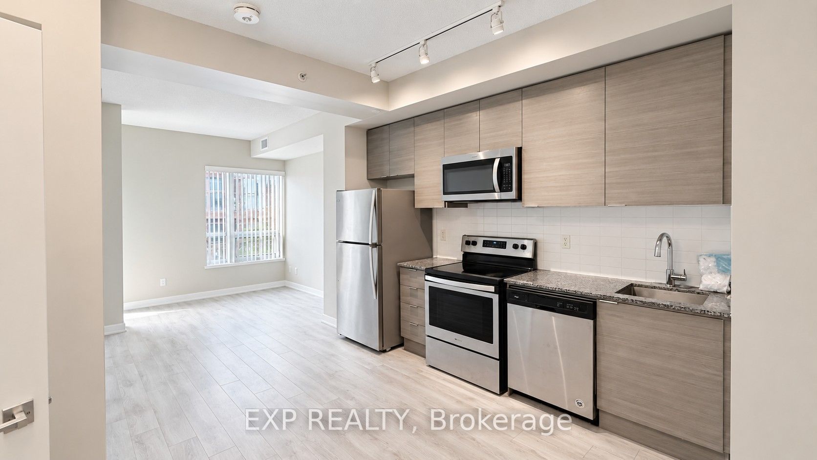 621 Sheppard Avenue E 512 Property Photo 10