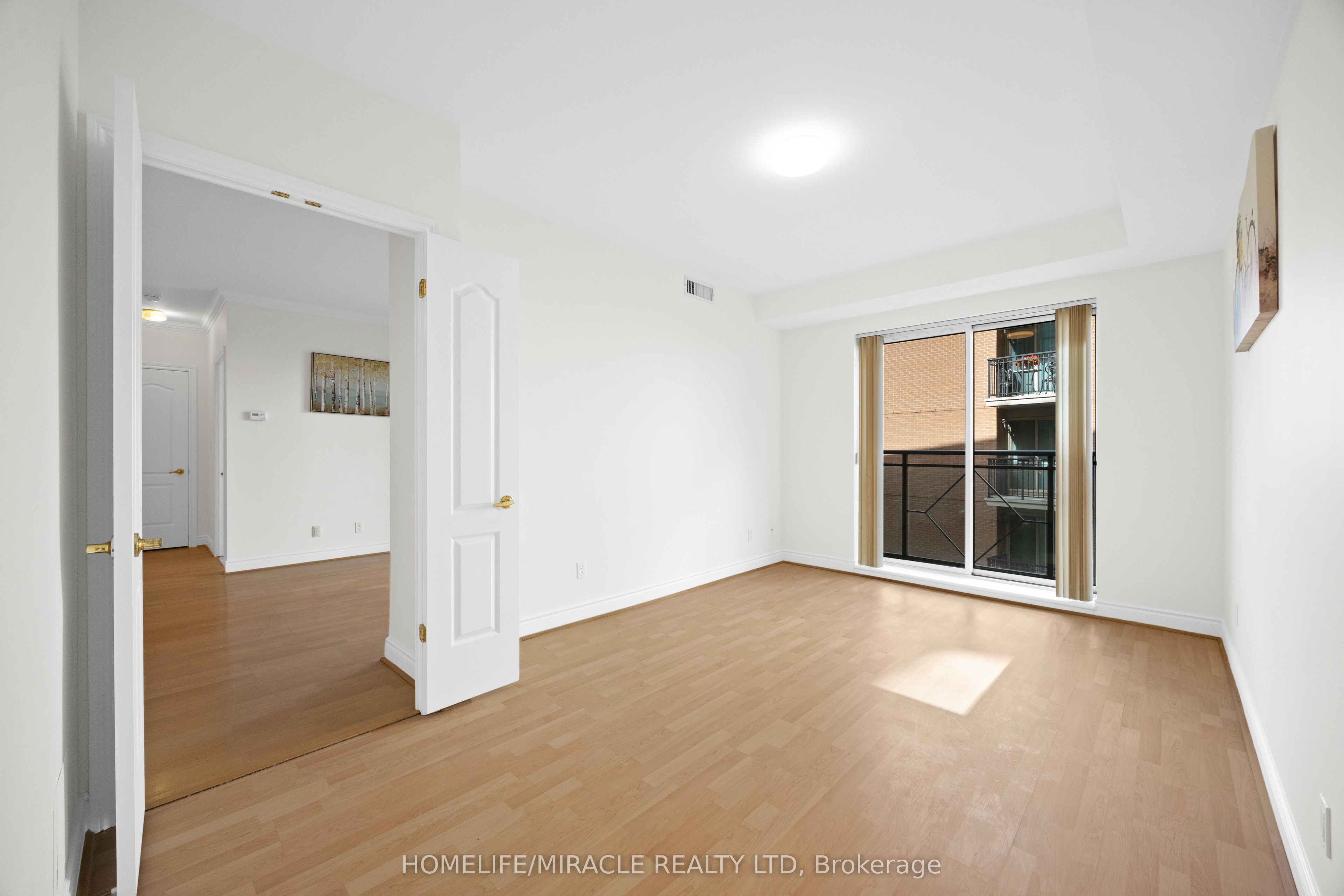 11 William Carson Crescent 308 Property Photo 24