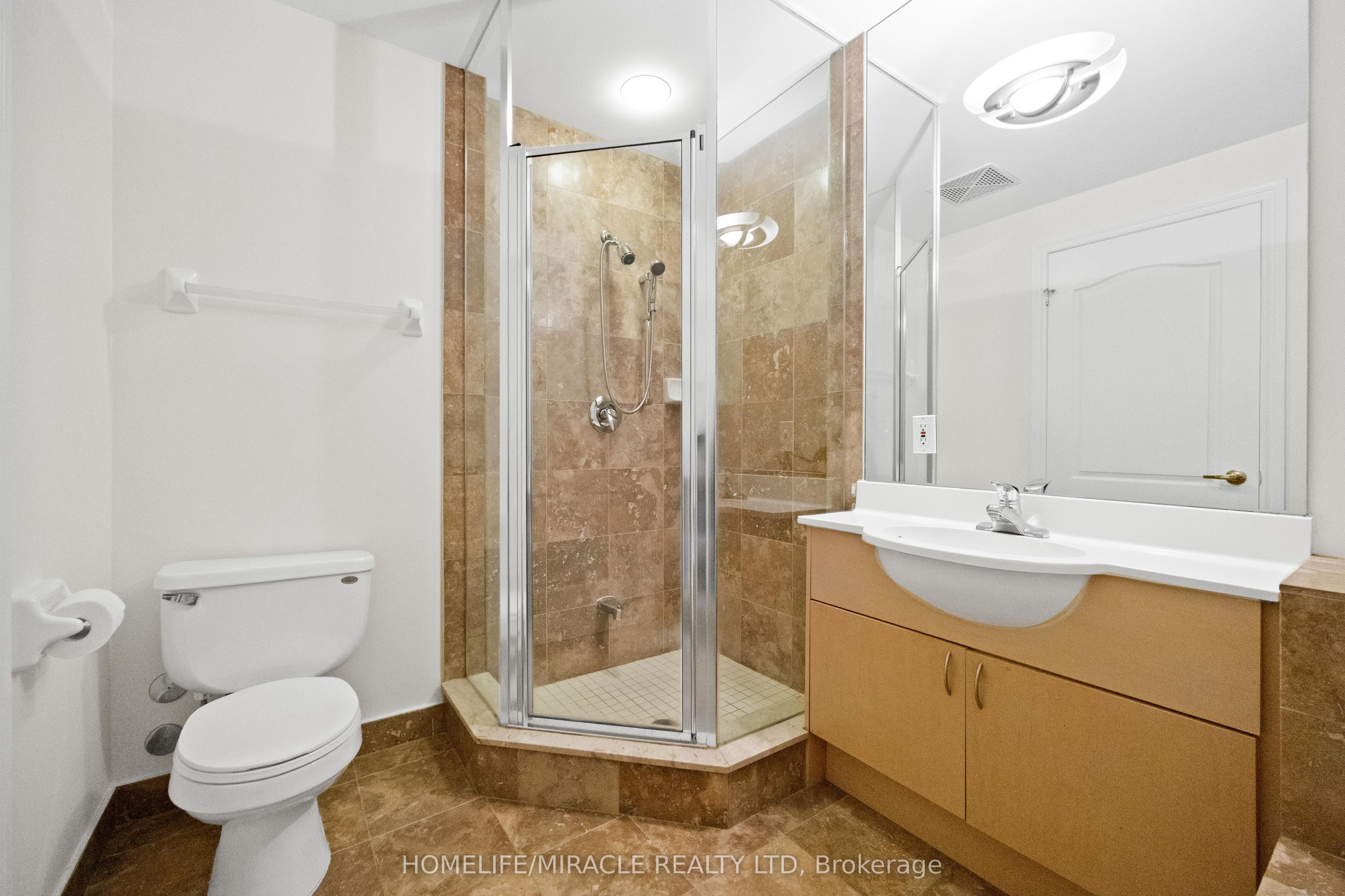 11 William Carson Crescent 308 Property Photo 28