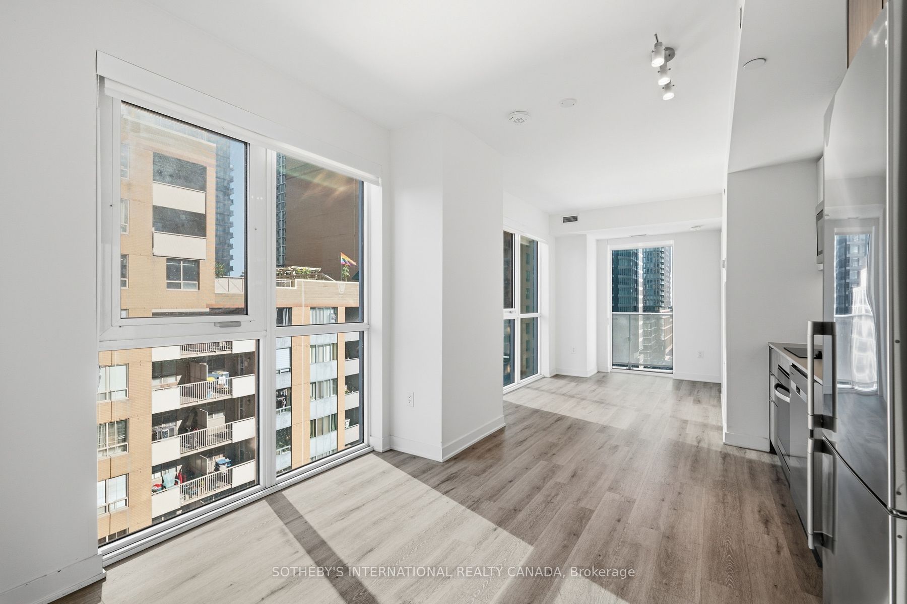 100 Dalhousie Street 907 Property Photo 2