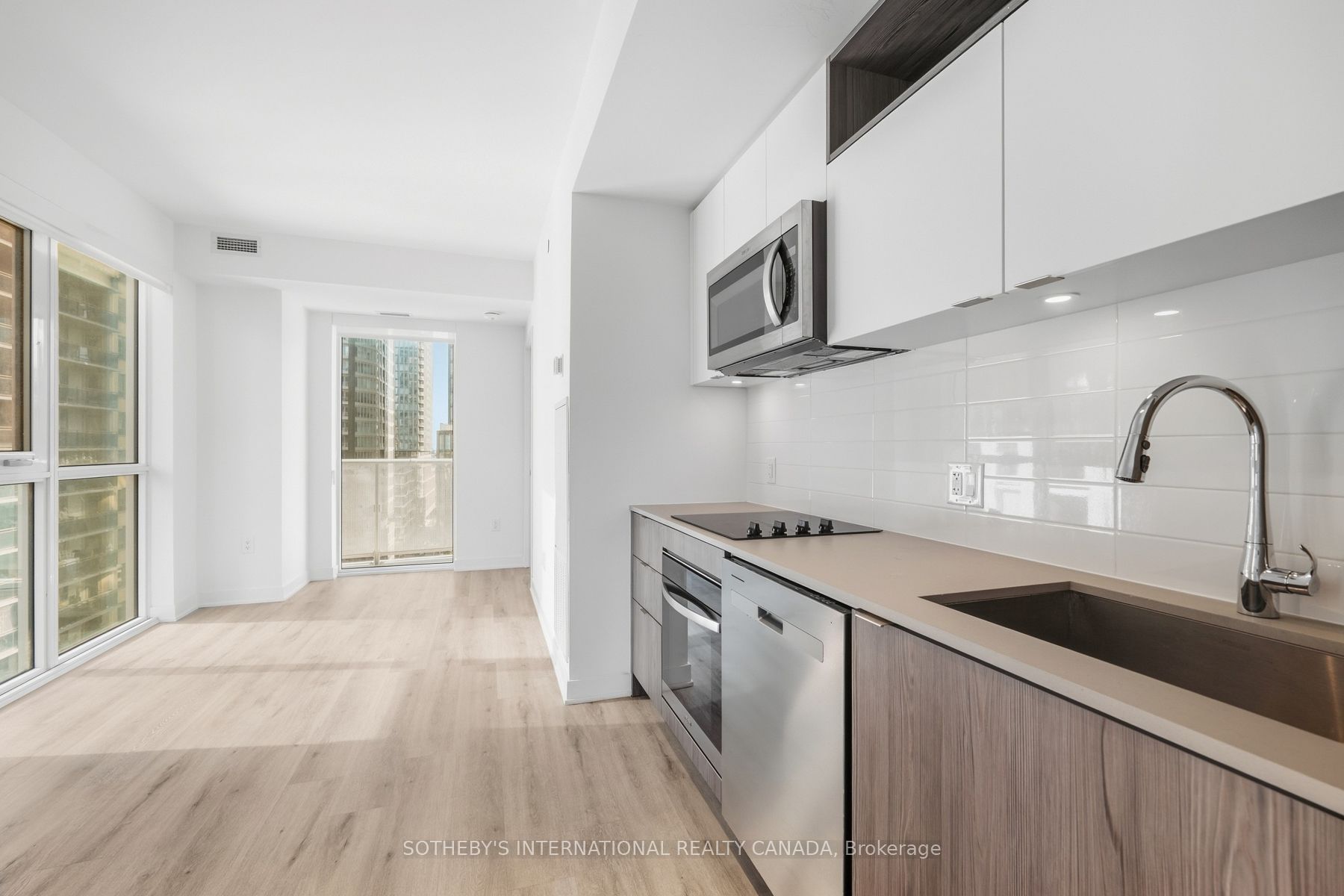 100 Dalhousie Street 907 Property Photo 10