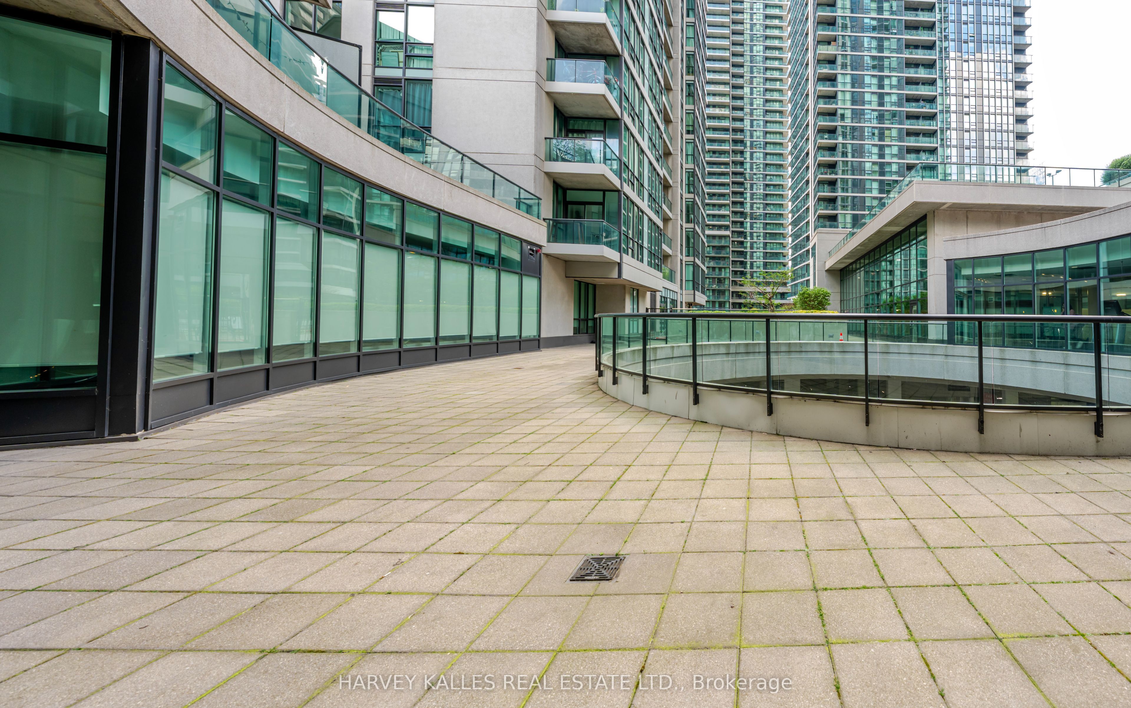 16 Yonge Street 3211 Property Photo 33