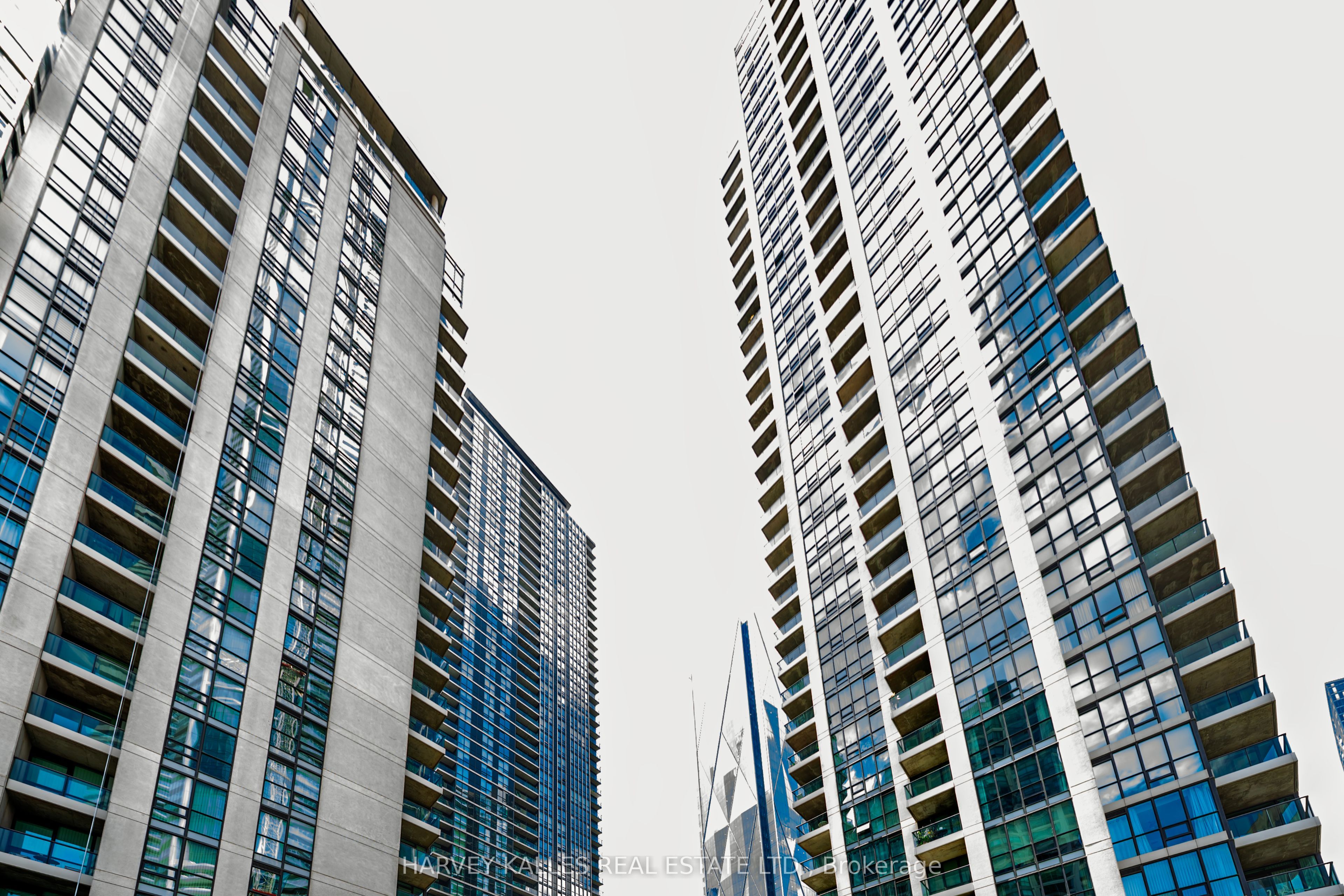 16 Yonge Street 3211 Property Photo 37