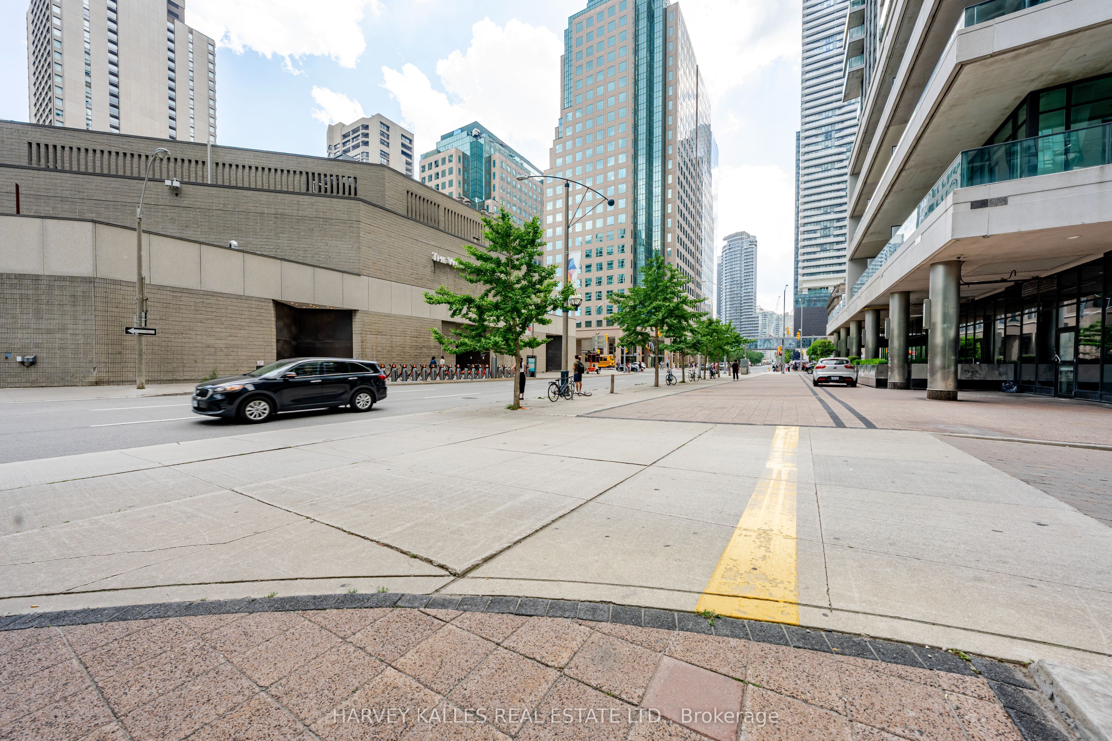 16 Yonge Street 3211 Property Photo 42