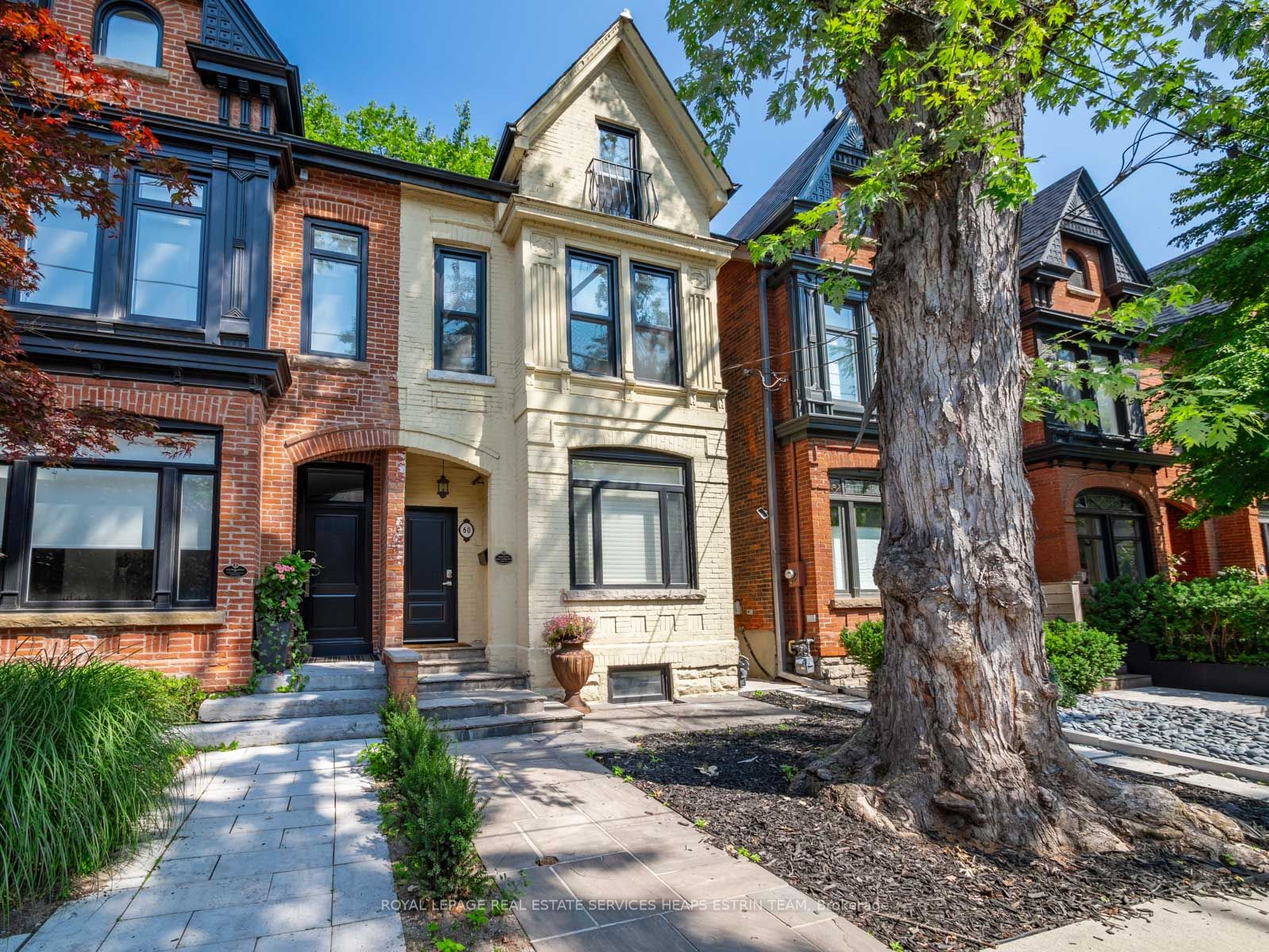 60 Boswell Avenue Property Photo 1