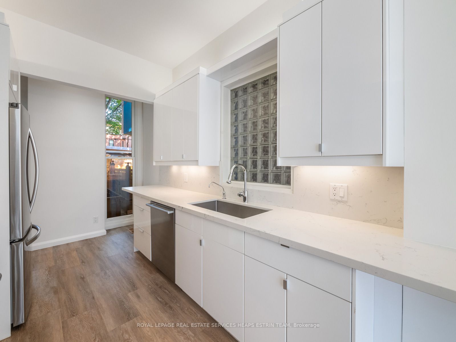 60 Boswell Avenue Property Photo 7