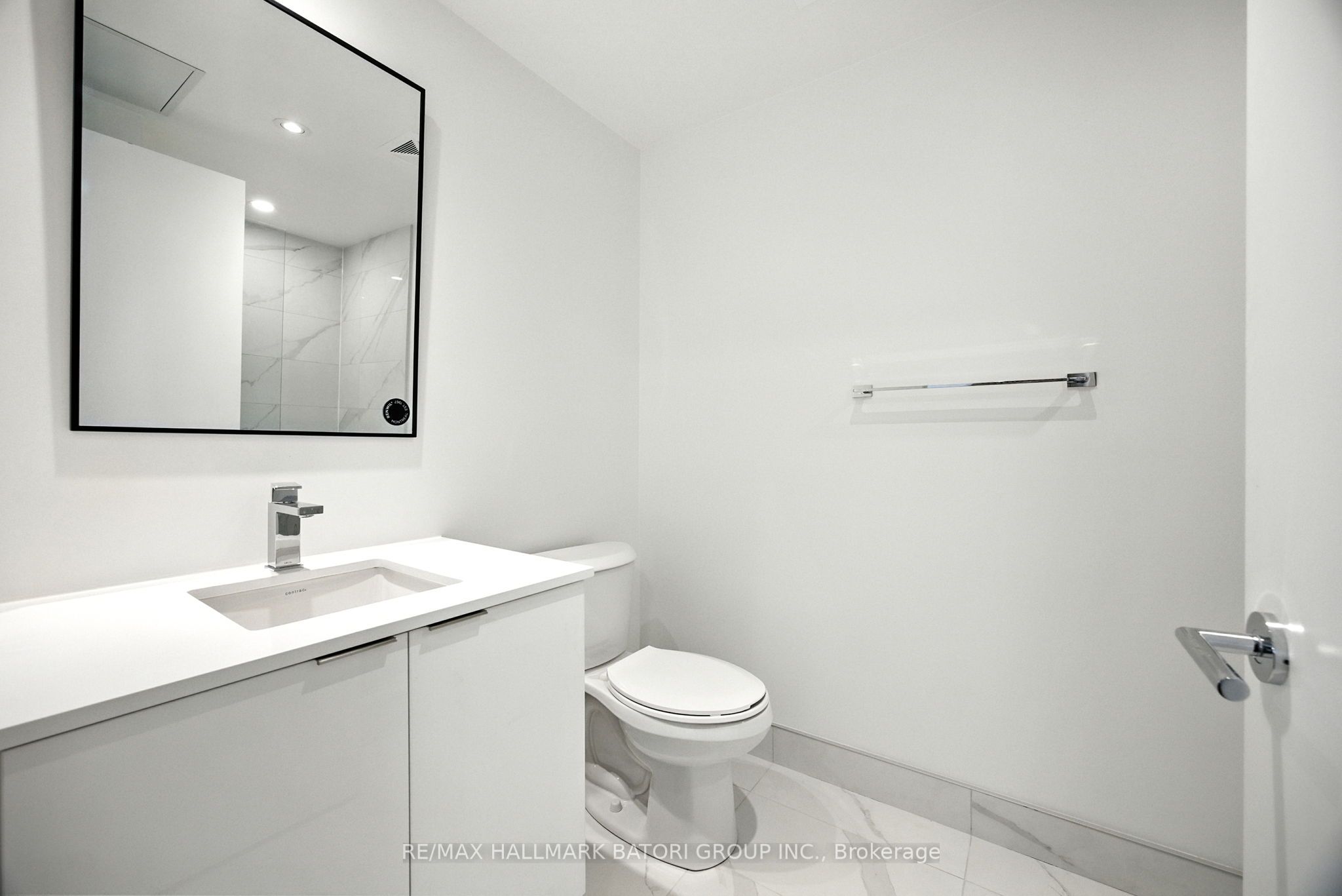 863 St. Clair Avenue W 801 Property Photo 14