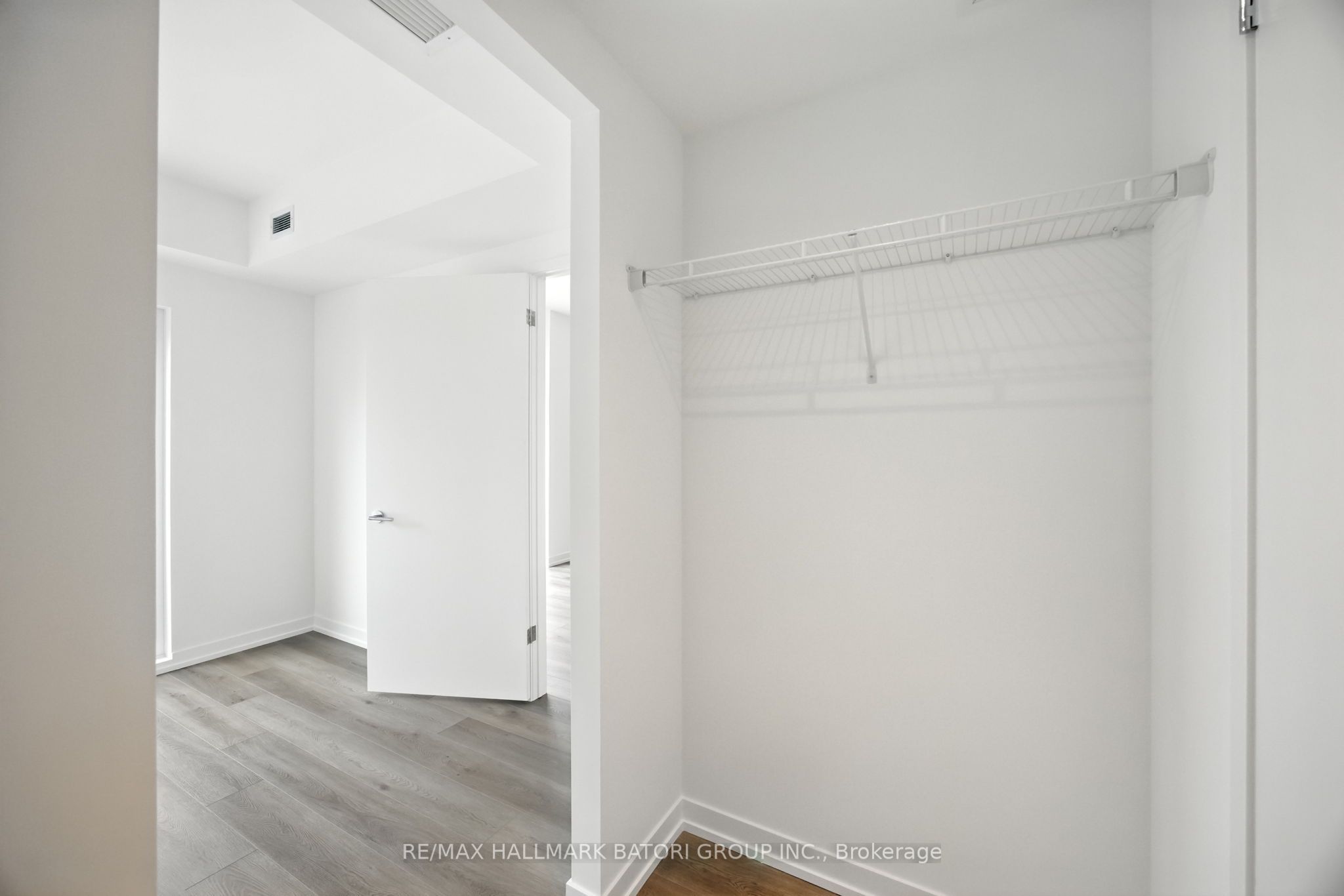 863 St. Clair Avenue W 801 Property Photo 23