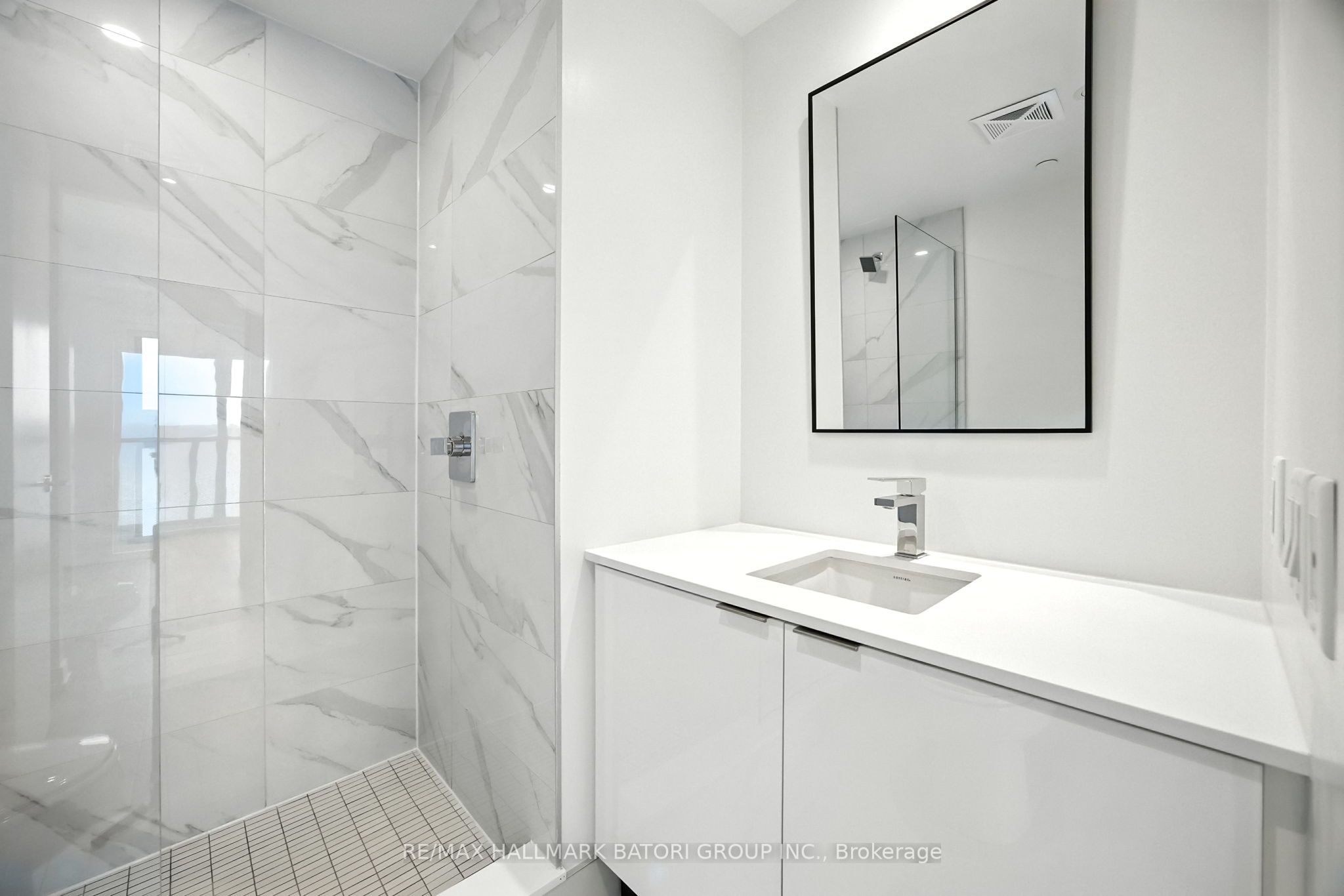 863 St. Clair Avenue W 801 Property Photo 25