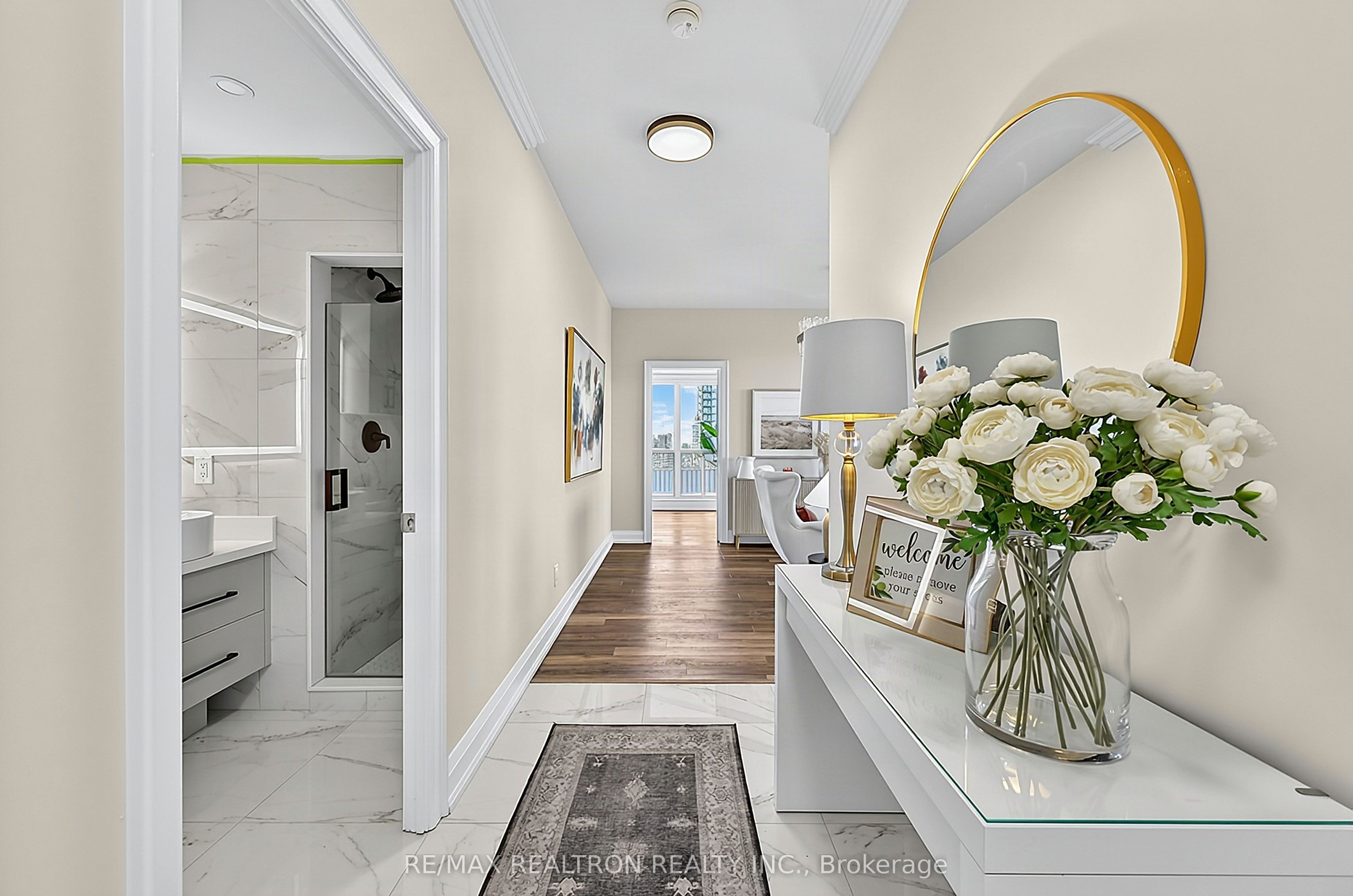 8 Park Road Ph3802 Property Photo 6