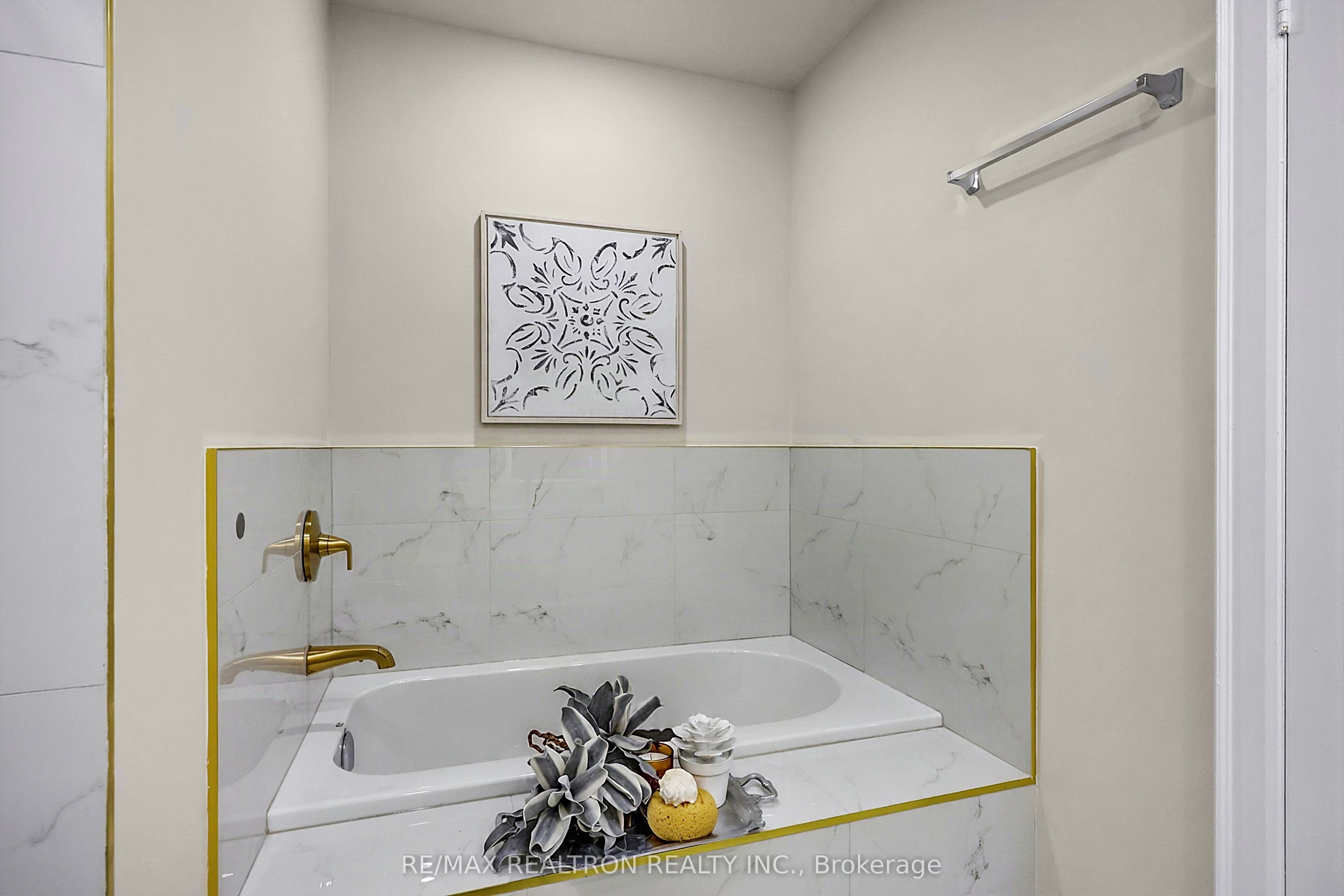 8 Park Road Ph3802 Property Photo 19