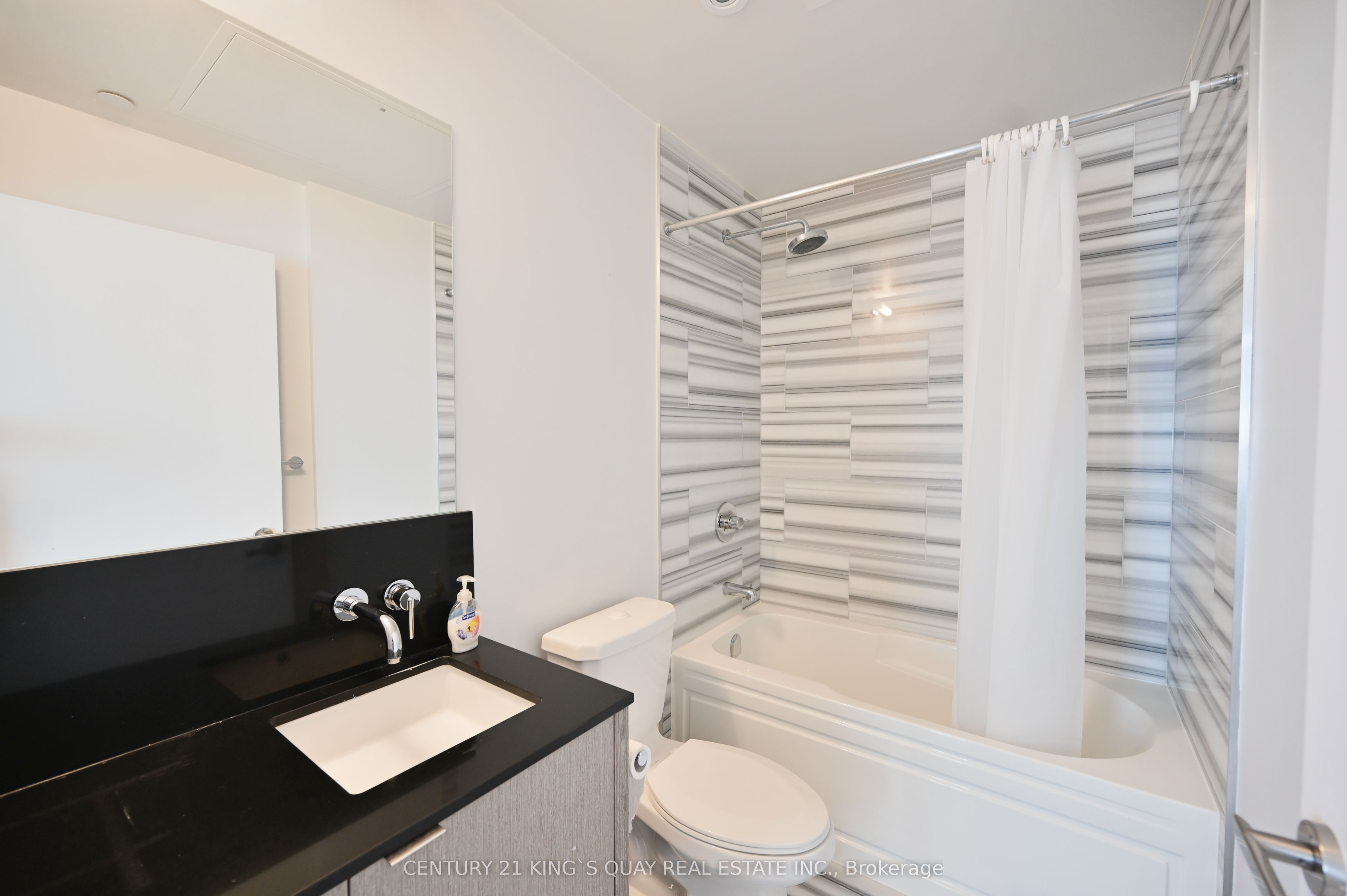 88 Harbour Street 6802 Property Photo 14