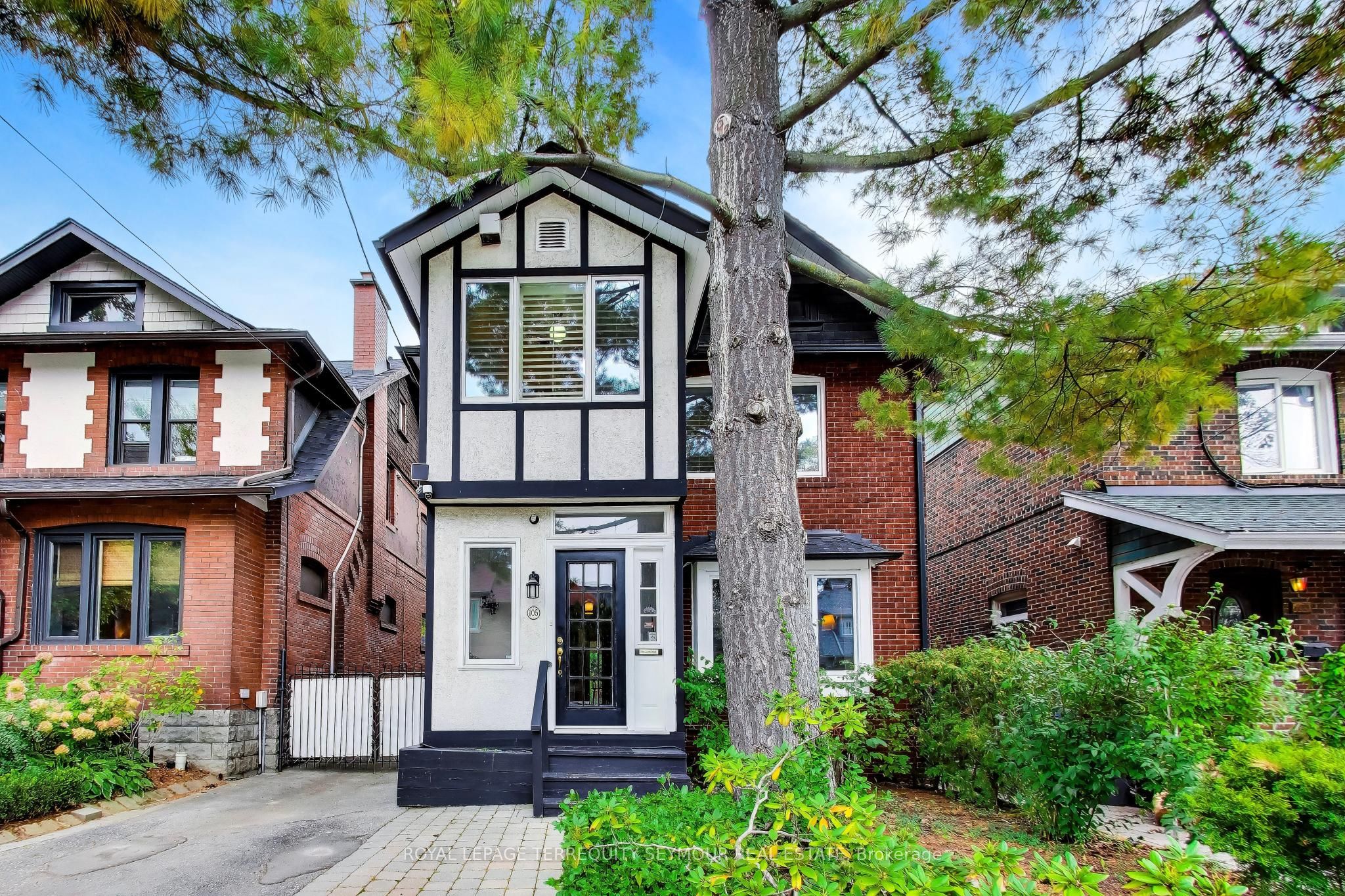 105 Clifton Road Property Photo 1