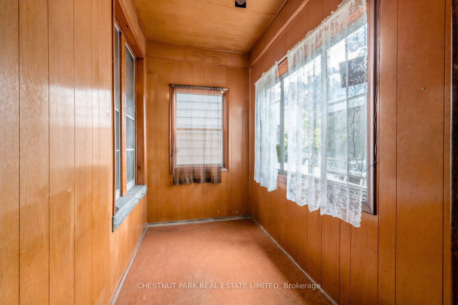 291 St Helen's Avenue Property Photo 2