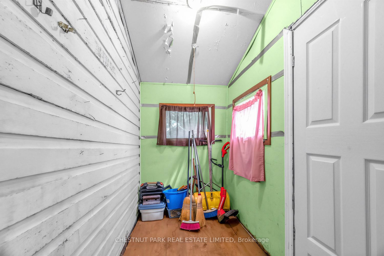 291 St Helen's Avenue Property Photo 17