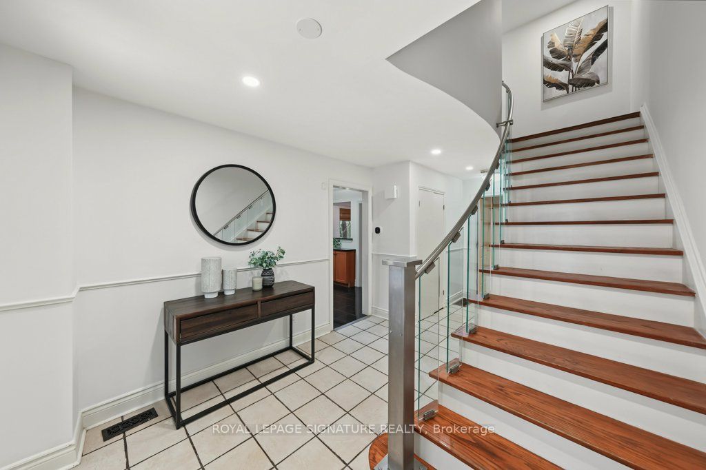 45 Chipwood Crescent Property Photo 4