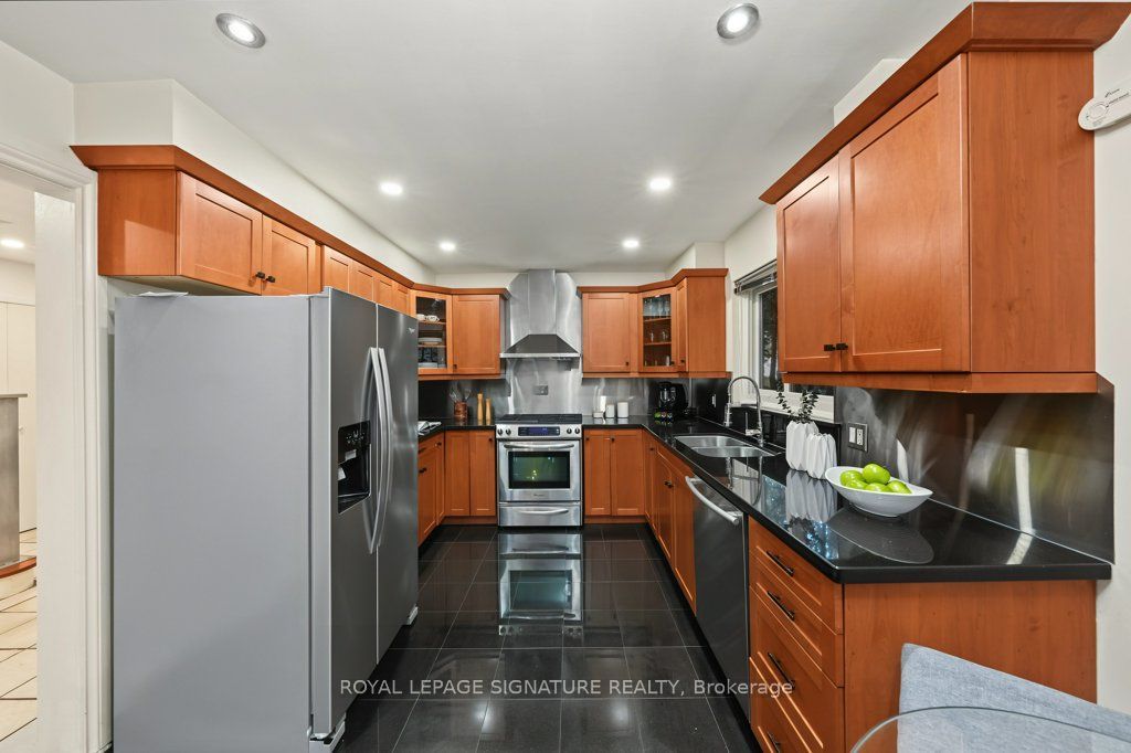 45 Chipwood Crescent Property Photo 7