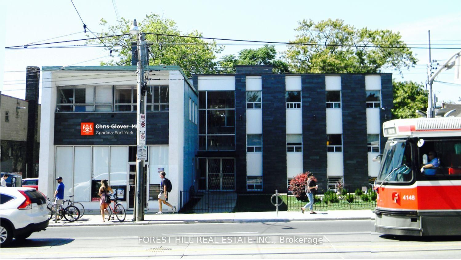 226 Bathurst Street 200 Property Photo 1