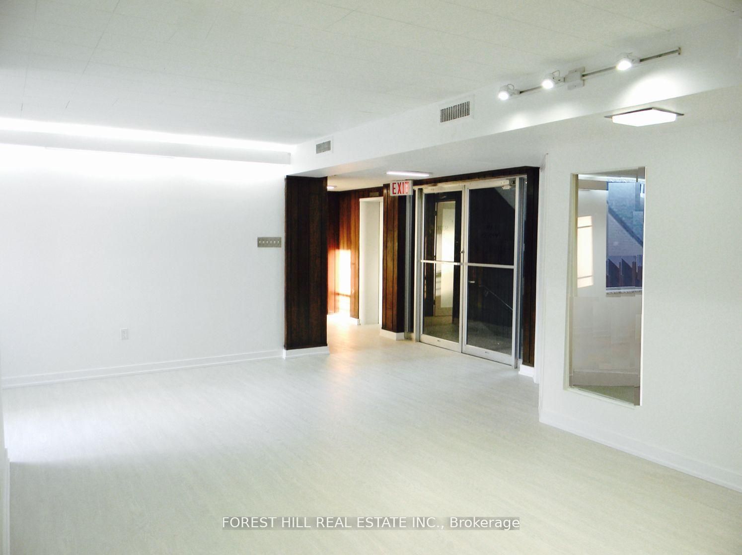 226 Bathurst Street 200 Property Photo 2