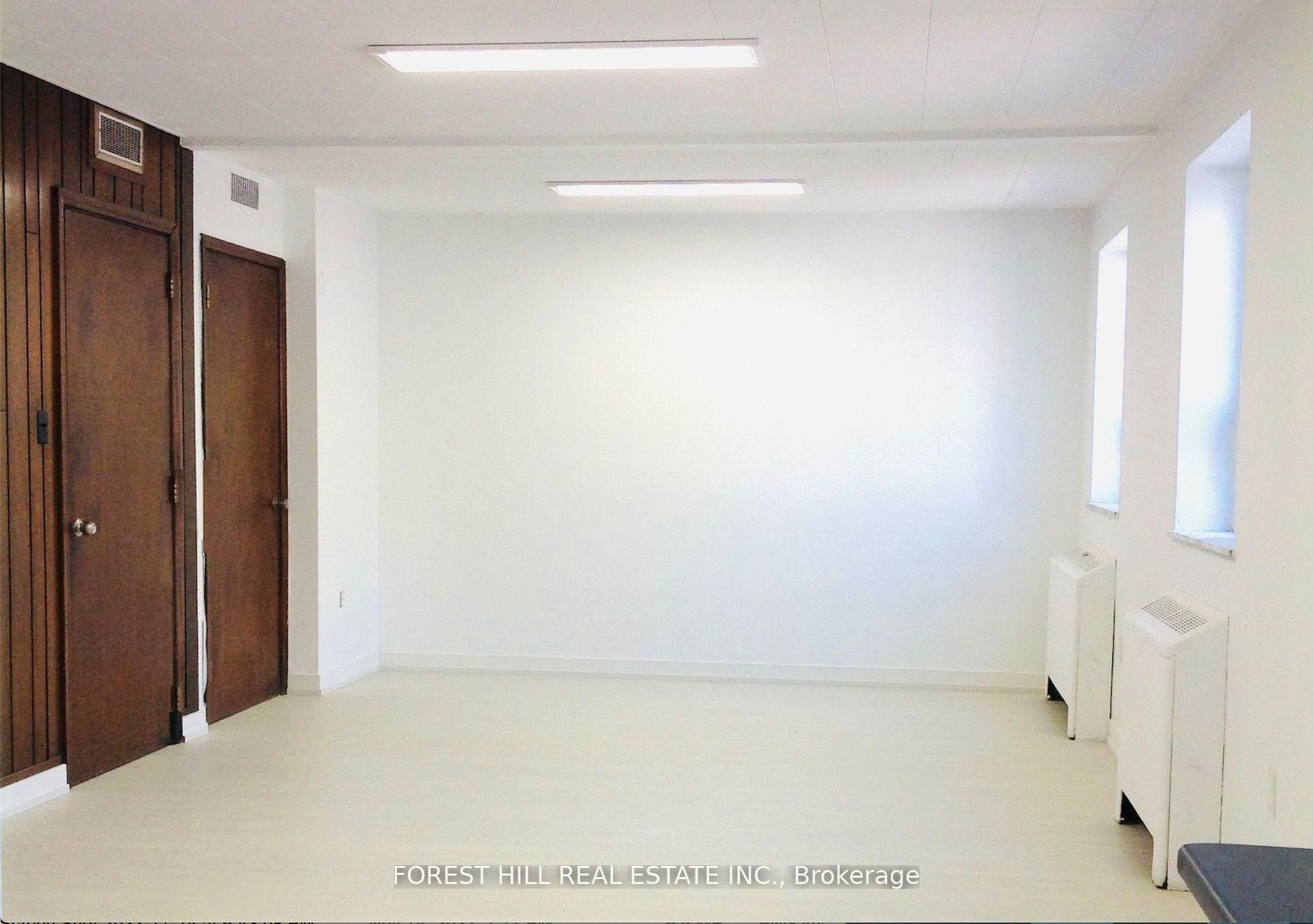 226 Bathurst Street 200 Property Photo 4