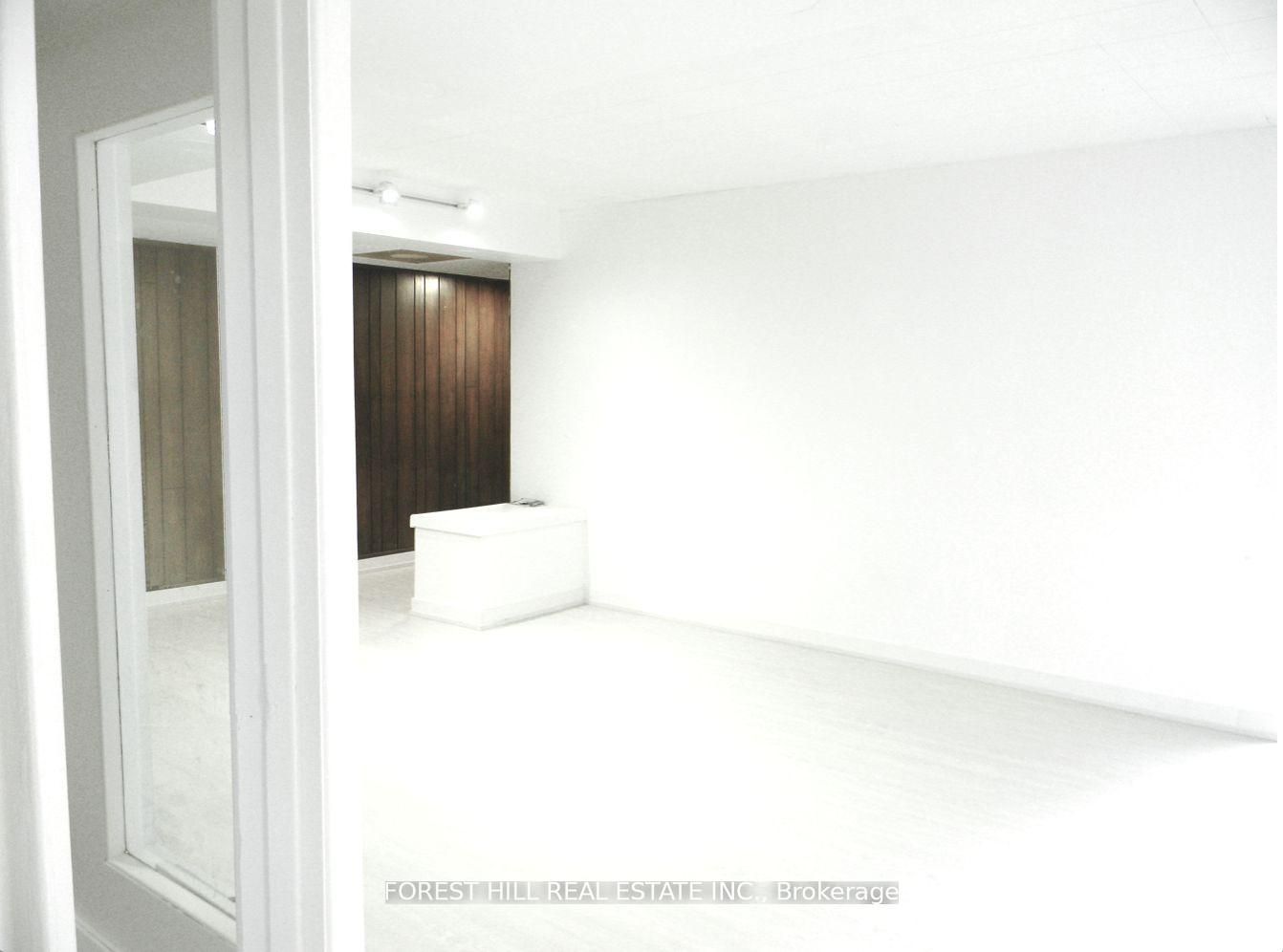 226 Bathurst Street 200 Property Photo 15