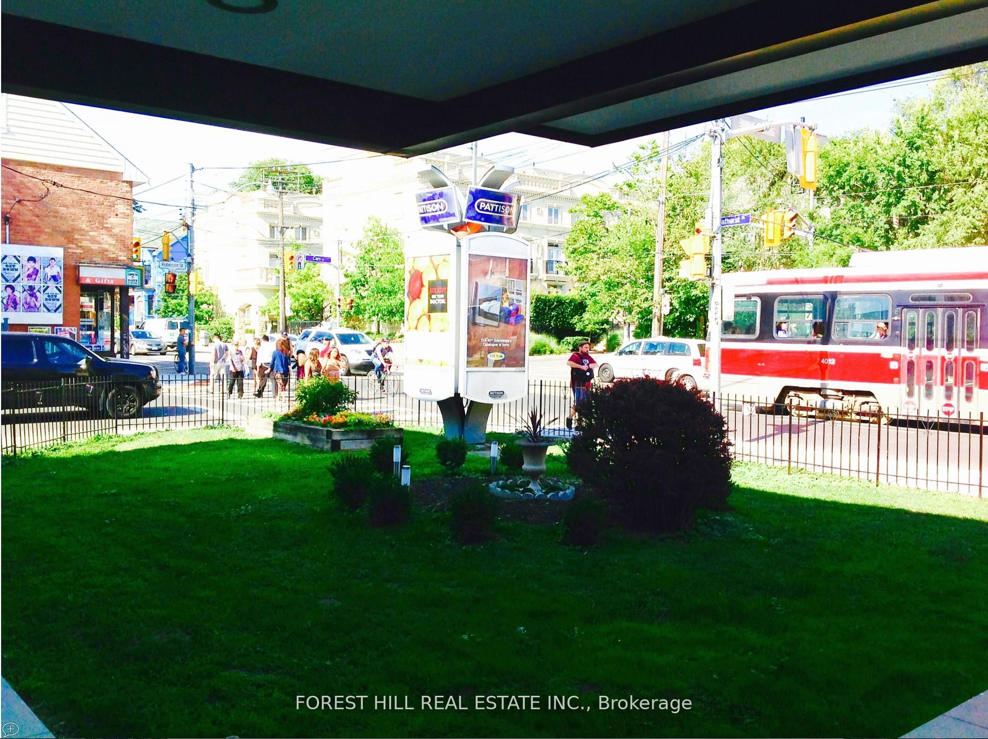 226 Bathurst Street 200 Property Photo 18