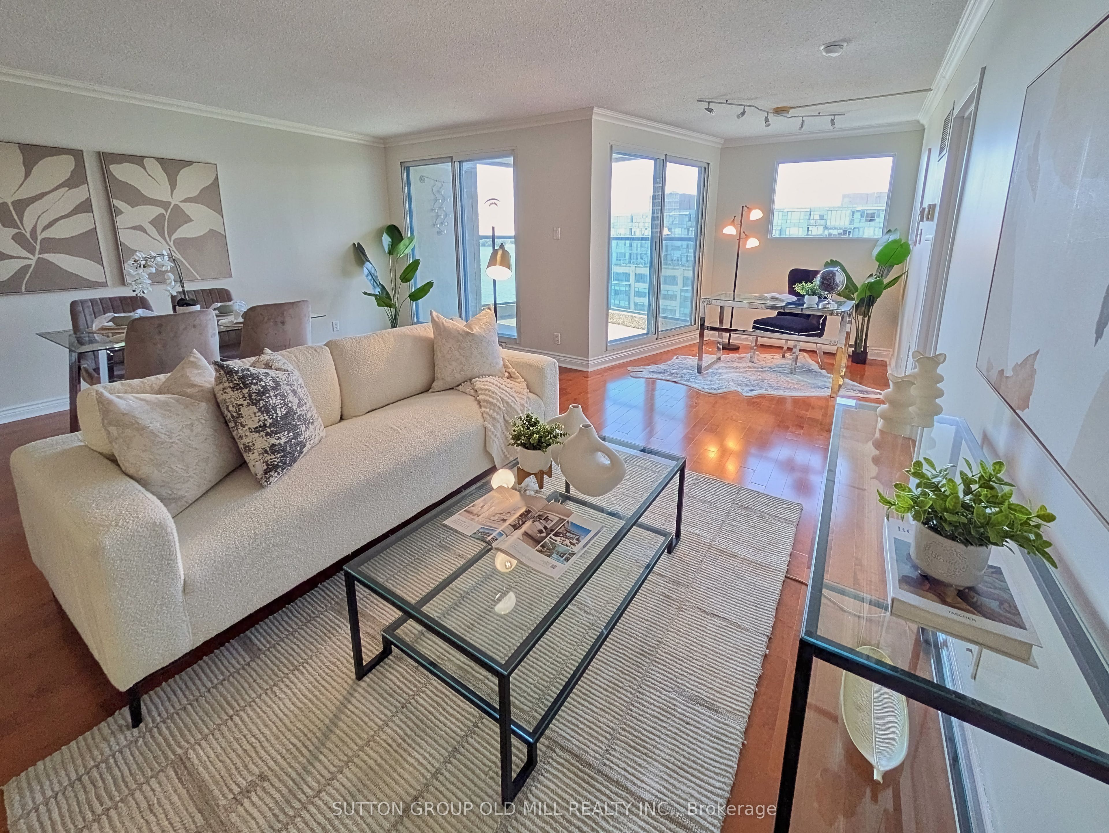 99 Harbour Square 1512 Property Photo 1