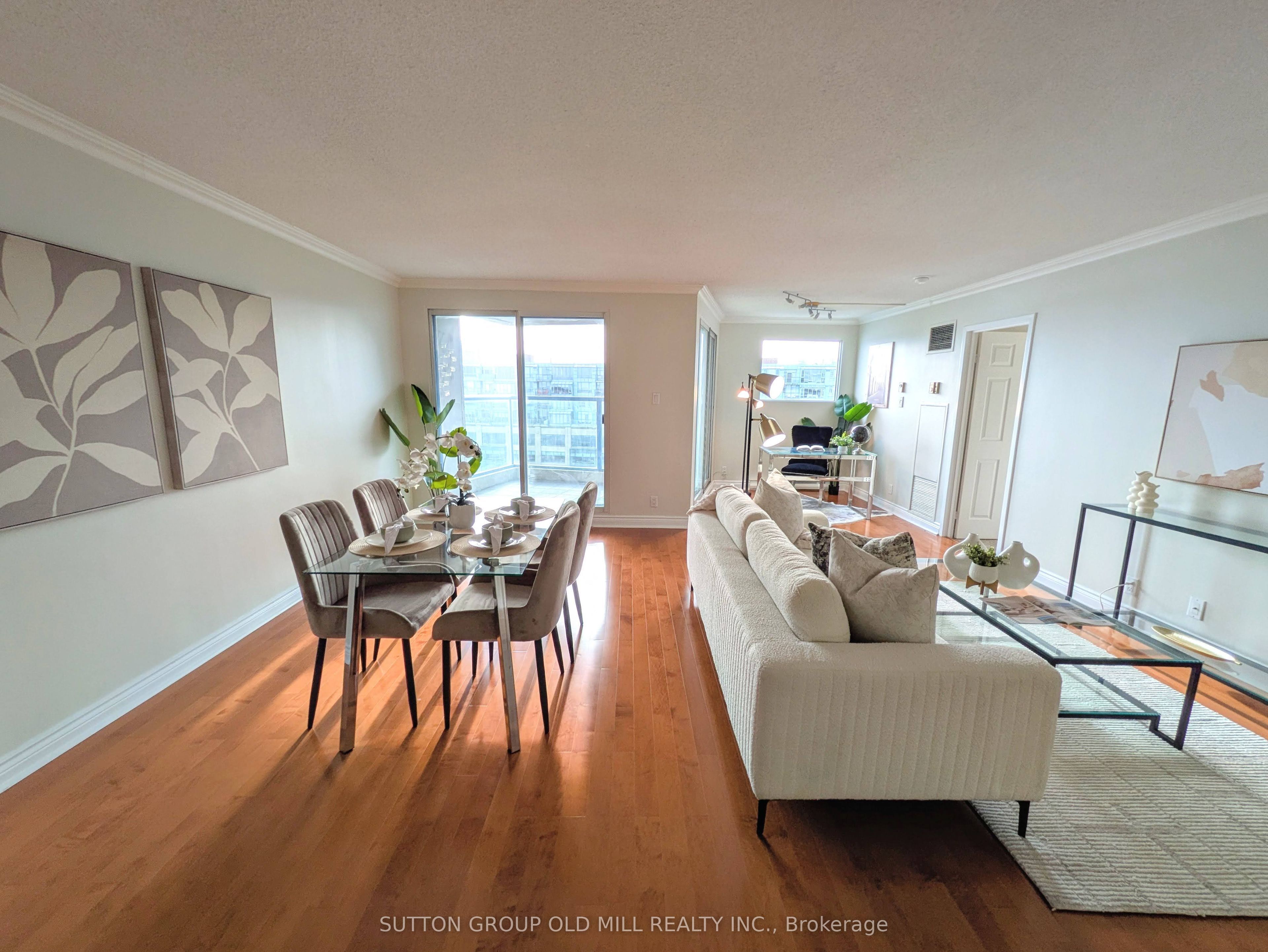 99 Harbour Square 1512 Property Photo 2
