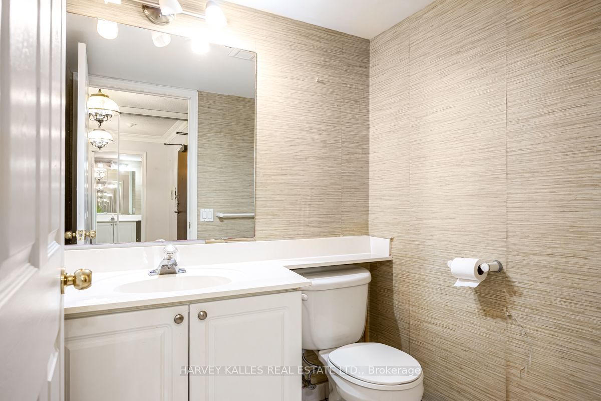 8 Covington Road 308 Property Photo 10