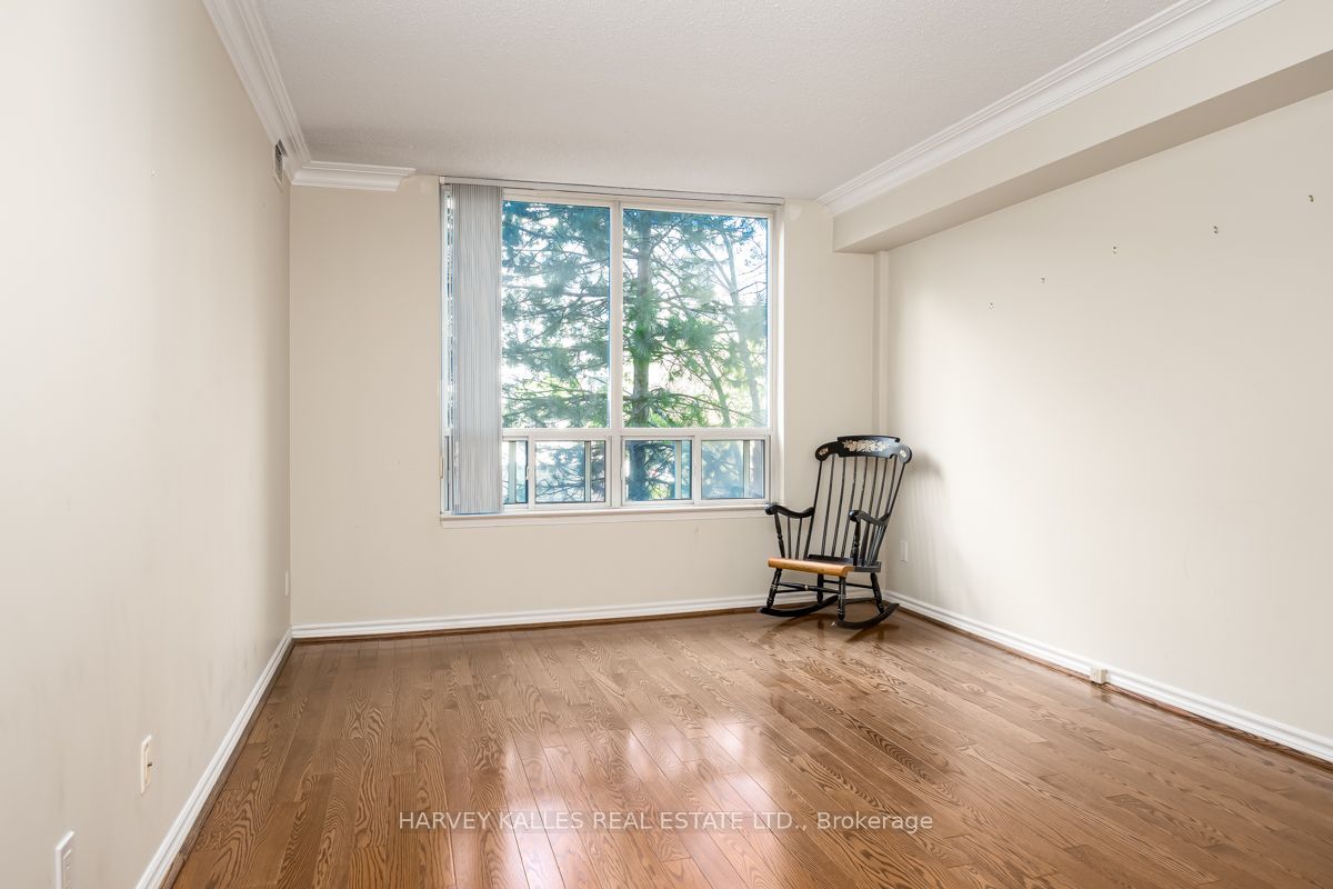 8 Covington Road 308 Property Photo 12