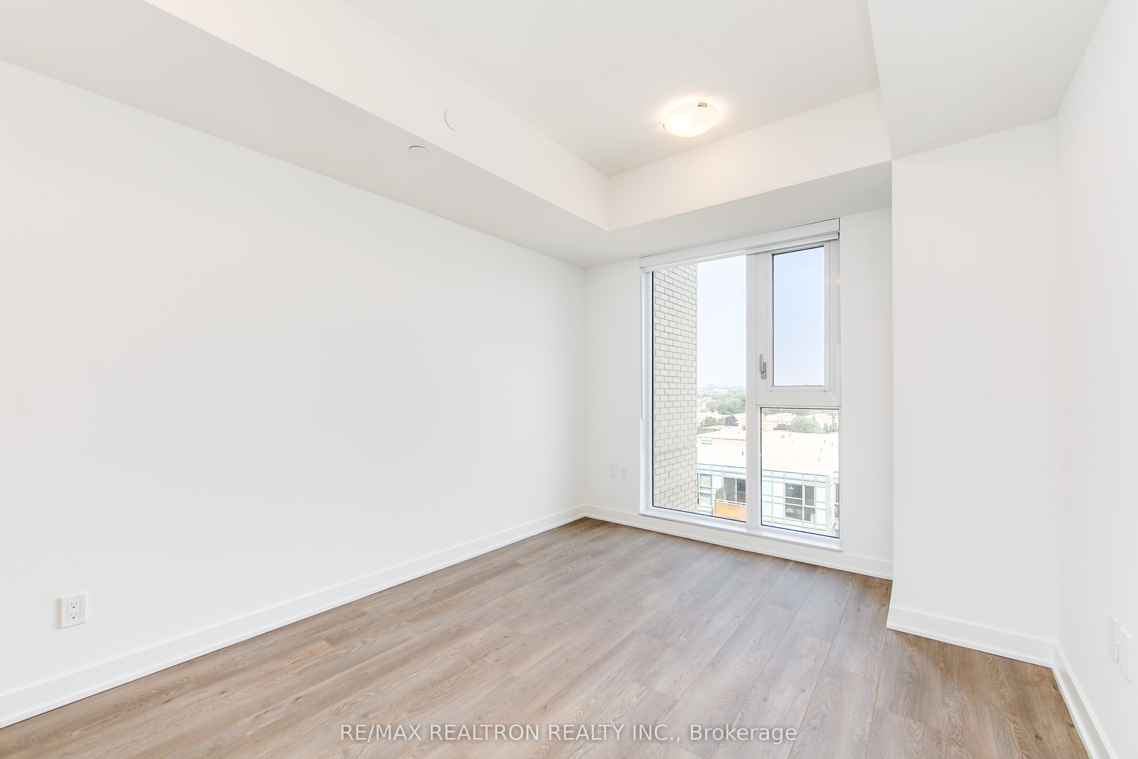 543 Richmond Street W 1202 Property Photo 7