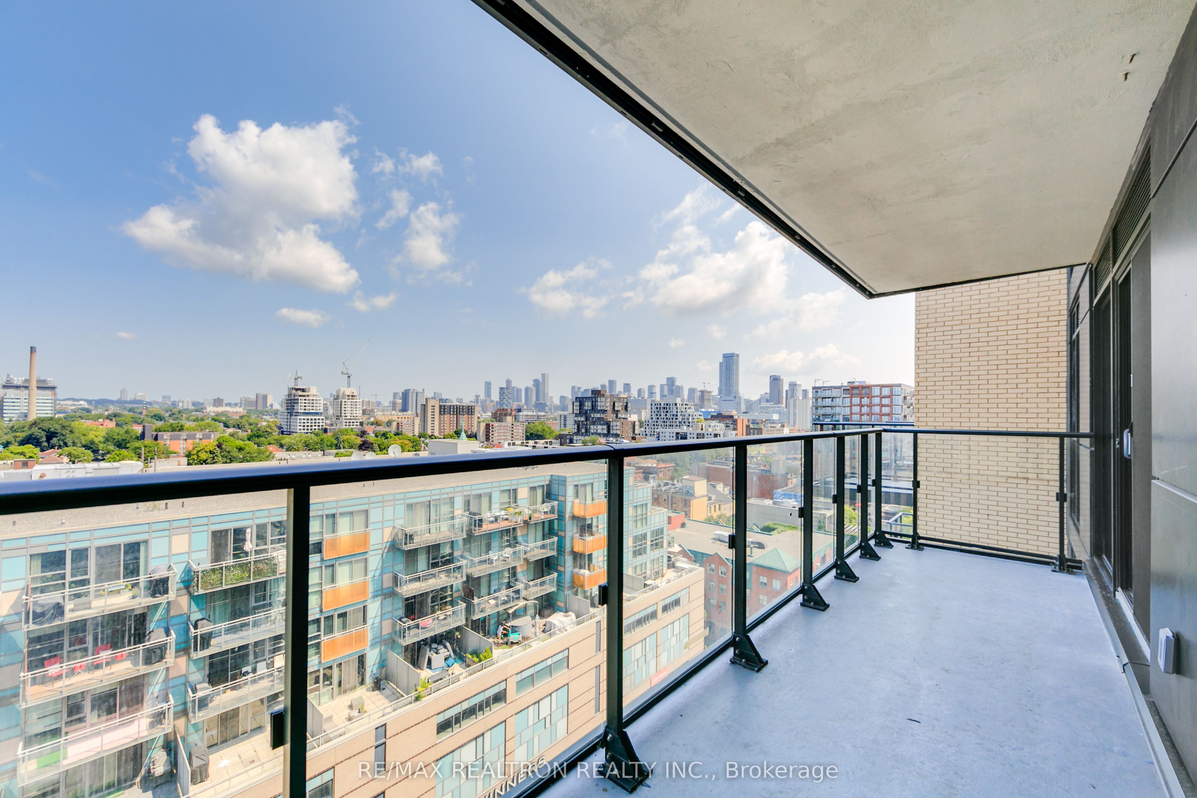 543 Richmond Street W 1202 Property Photo 15