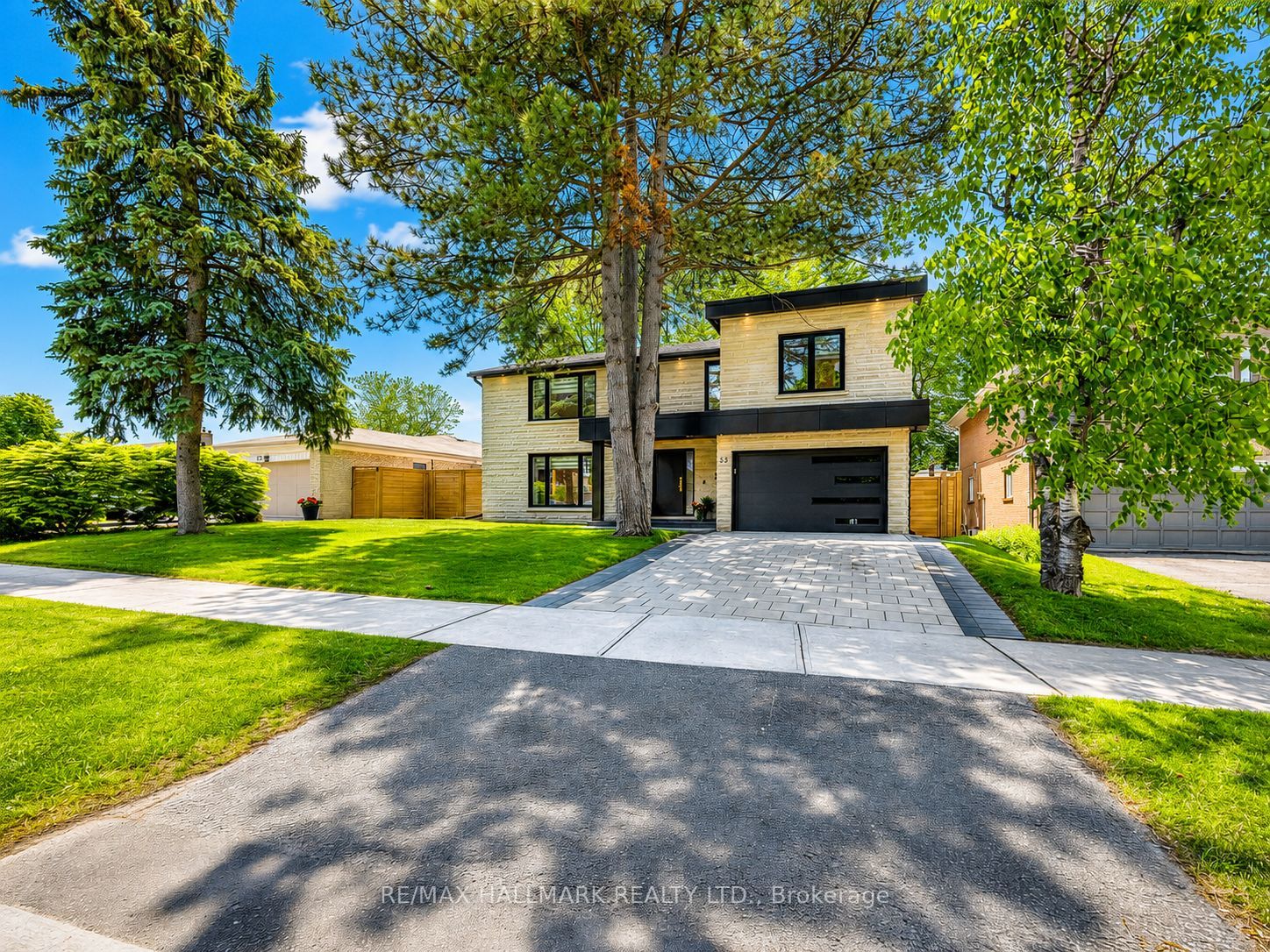 30 Kellythorne Drive Property Photo 2