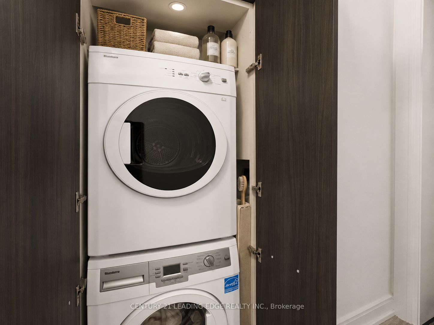 50 Charles Street E 3906 Property Photo 5