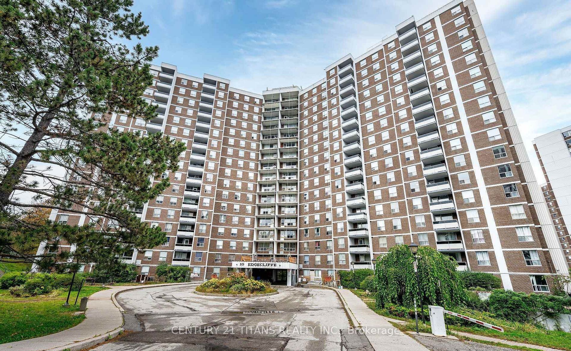 10 Edgecliffe Golfway 311 Property Photo 2