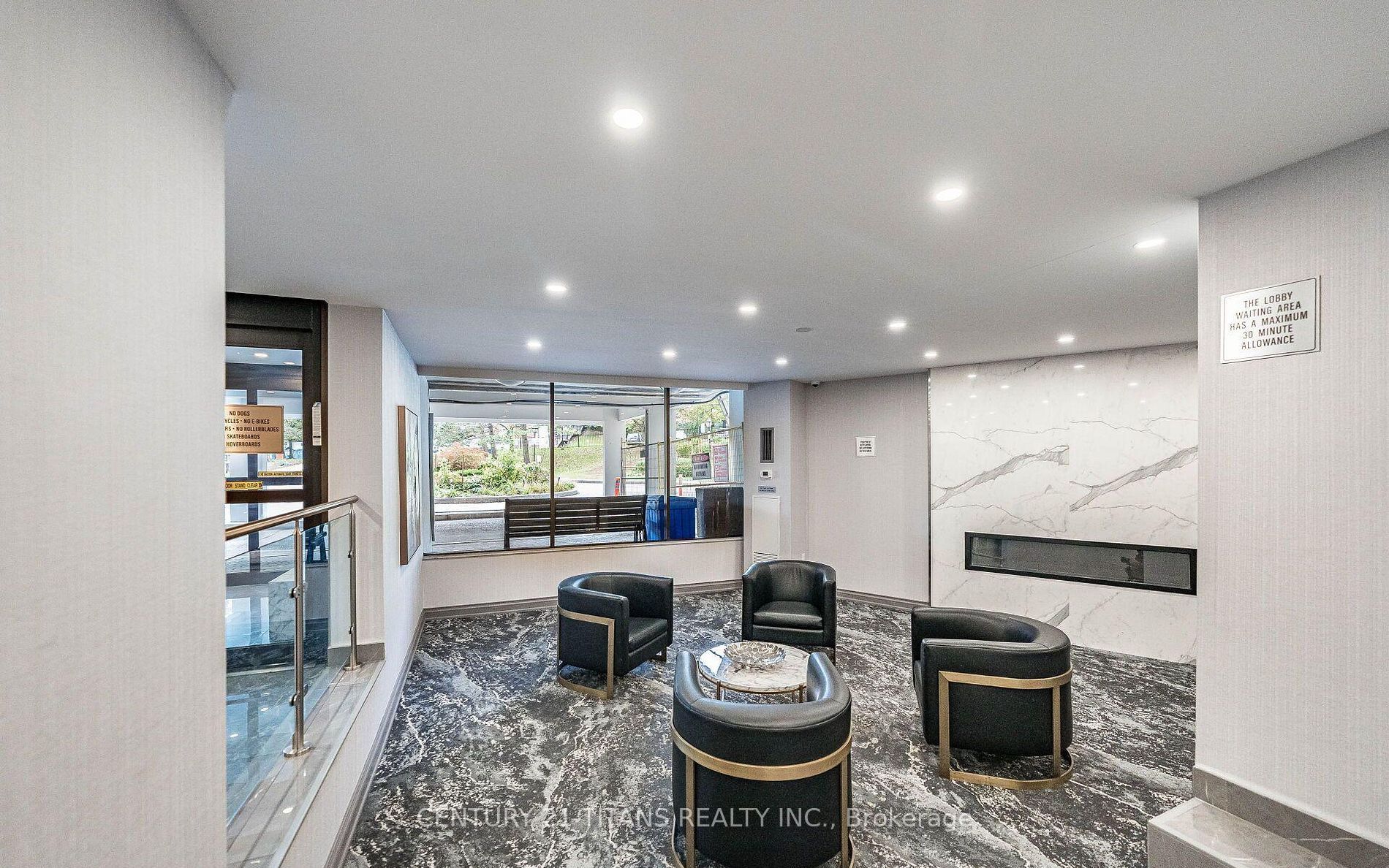 10 Edgecliffe Golfway 311 Property Photo 4