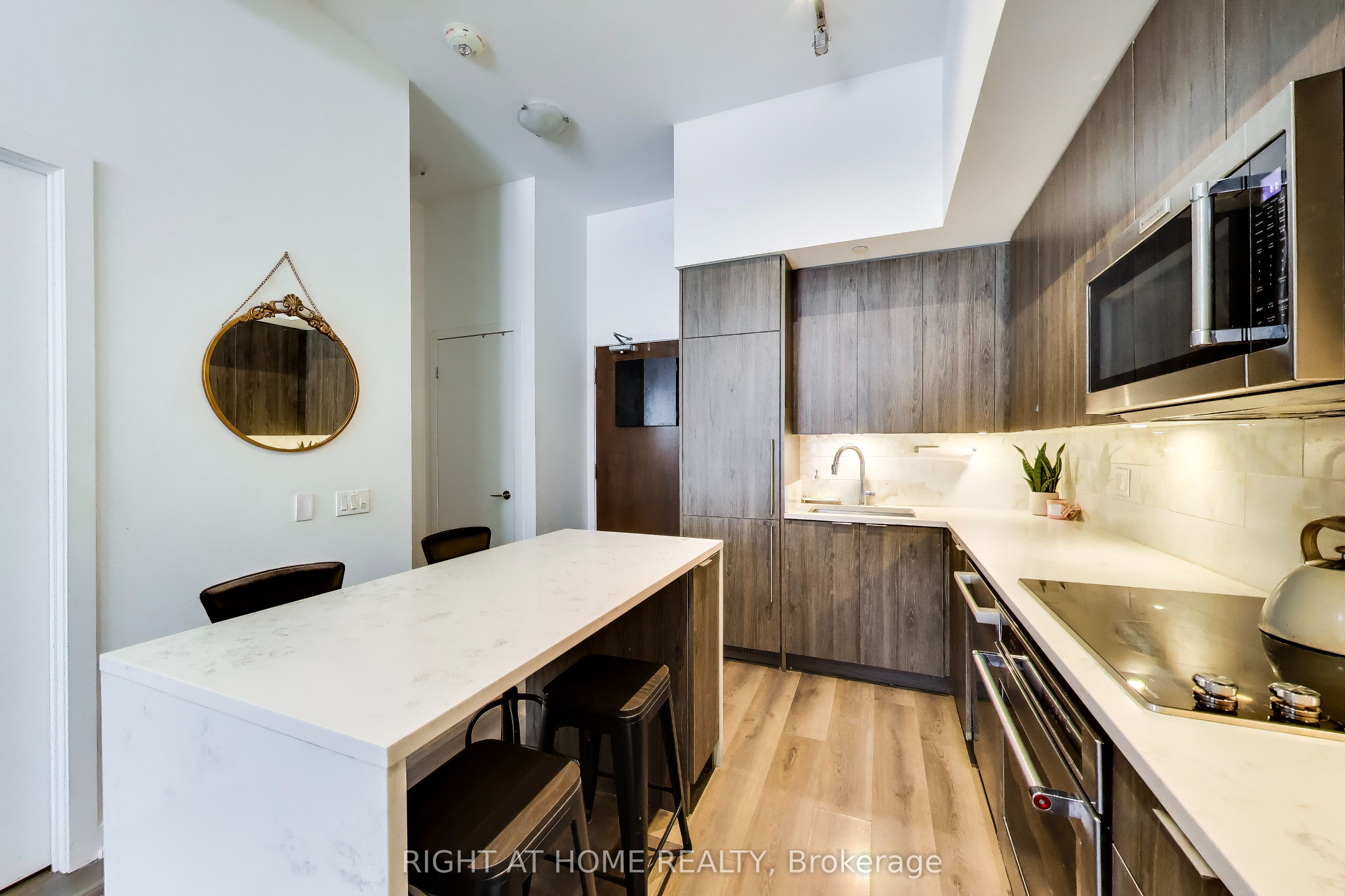 38 Iannuzzi Street 113 Property Photo 7