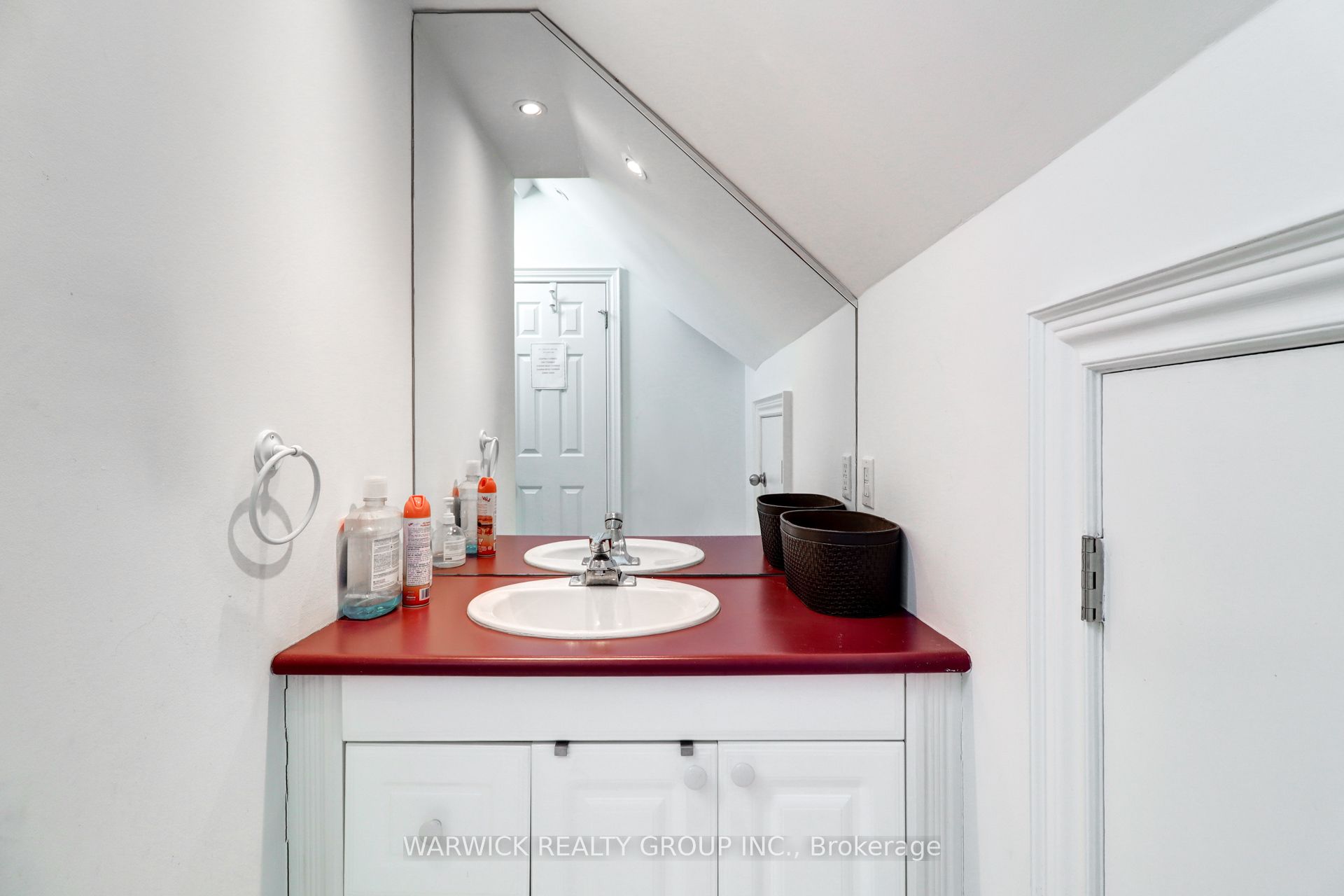 123 Sheppard Avenue E Property Photo 19