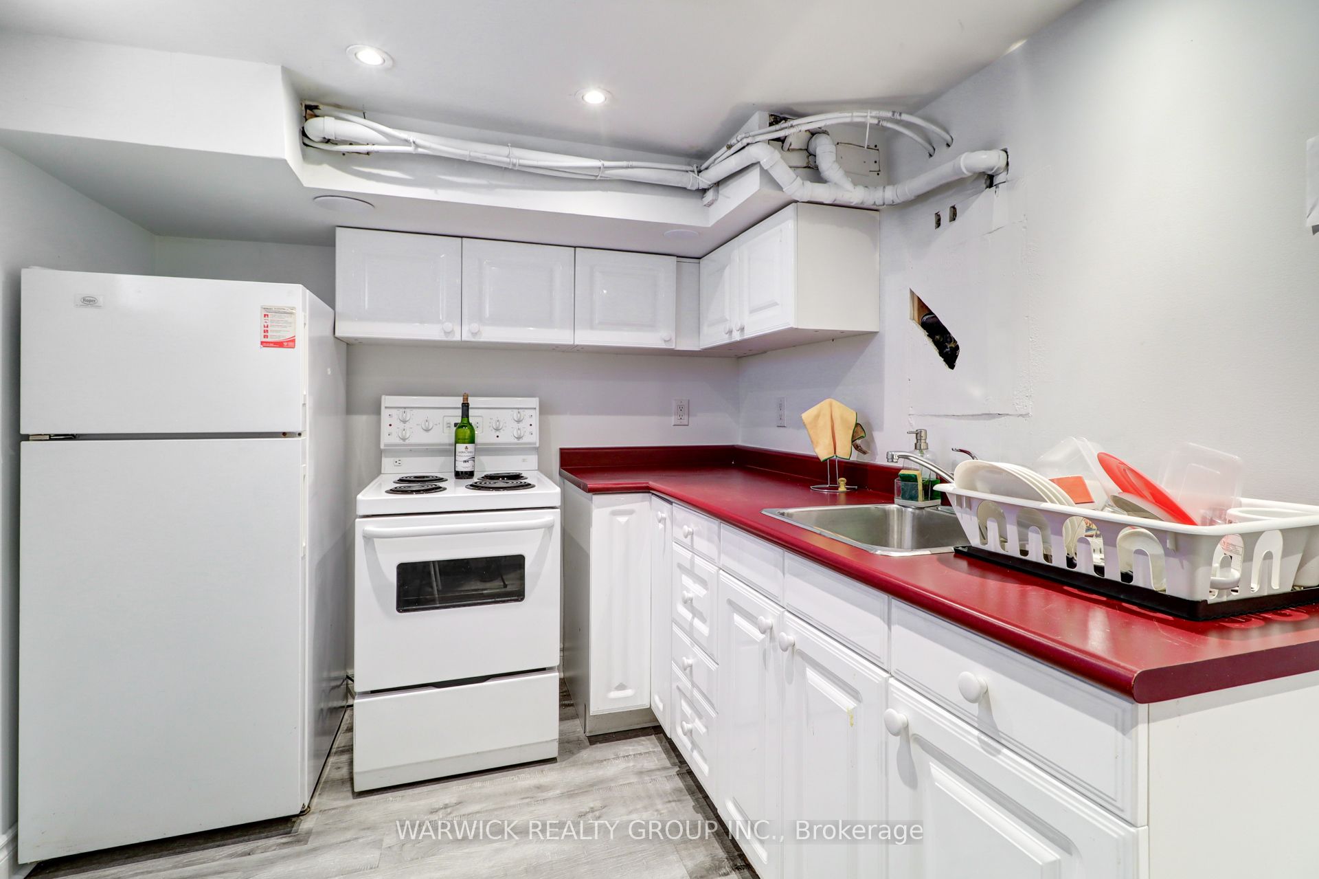 123 Sheppard Avenue E Property Photo 25