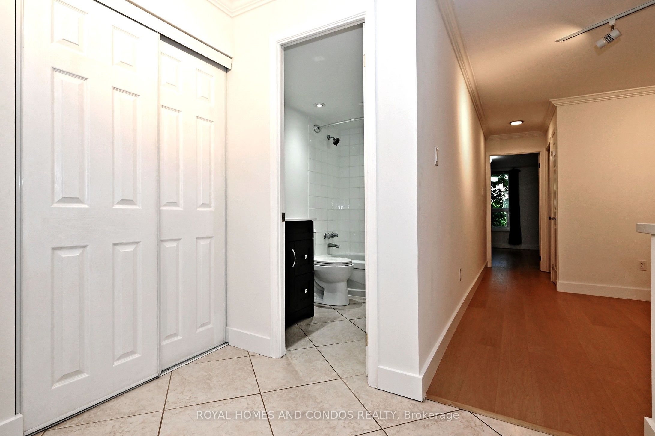 77 Maitland Place 220 Property Photo 34