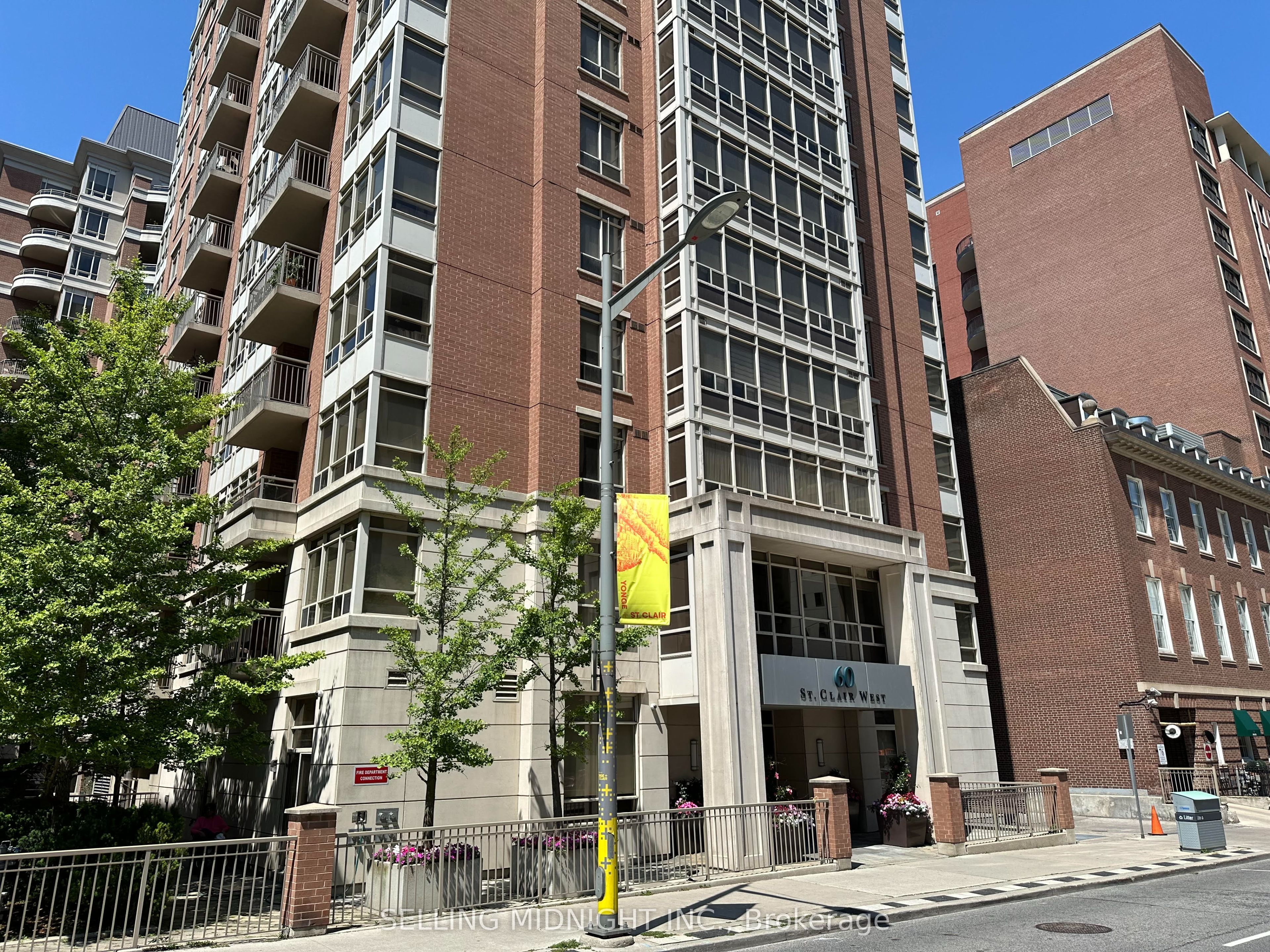 60 St Clair Avenue W 502 Property Photo 1