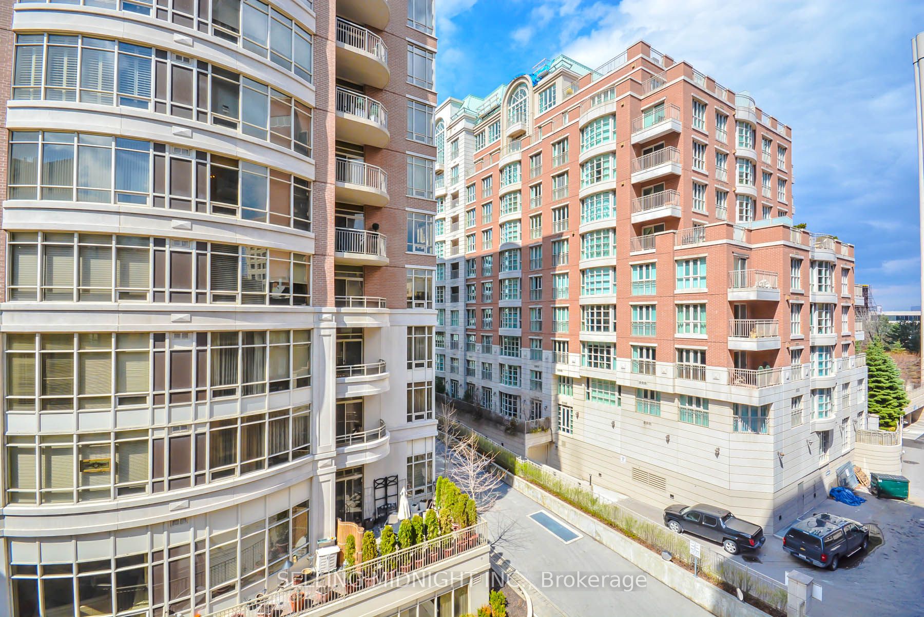 60 St Clair Avenue W 502 Property Photo 29